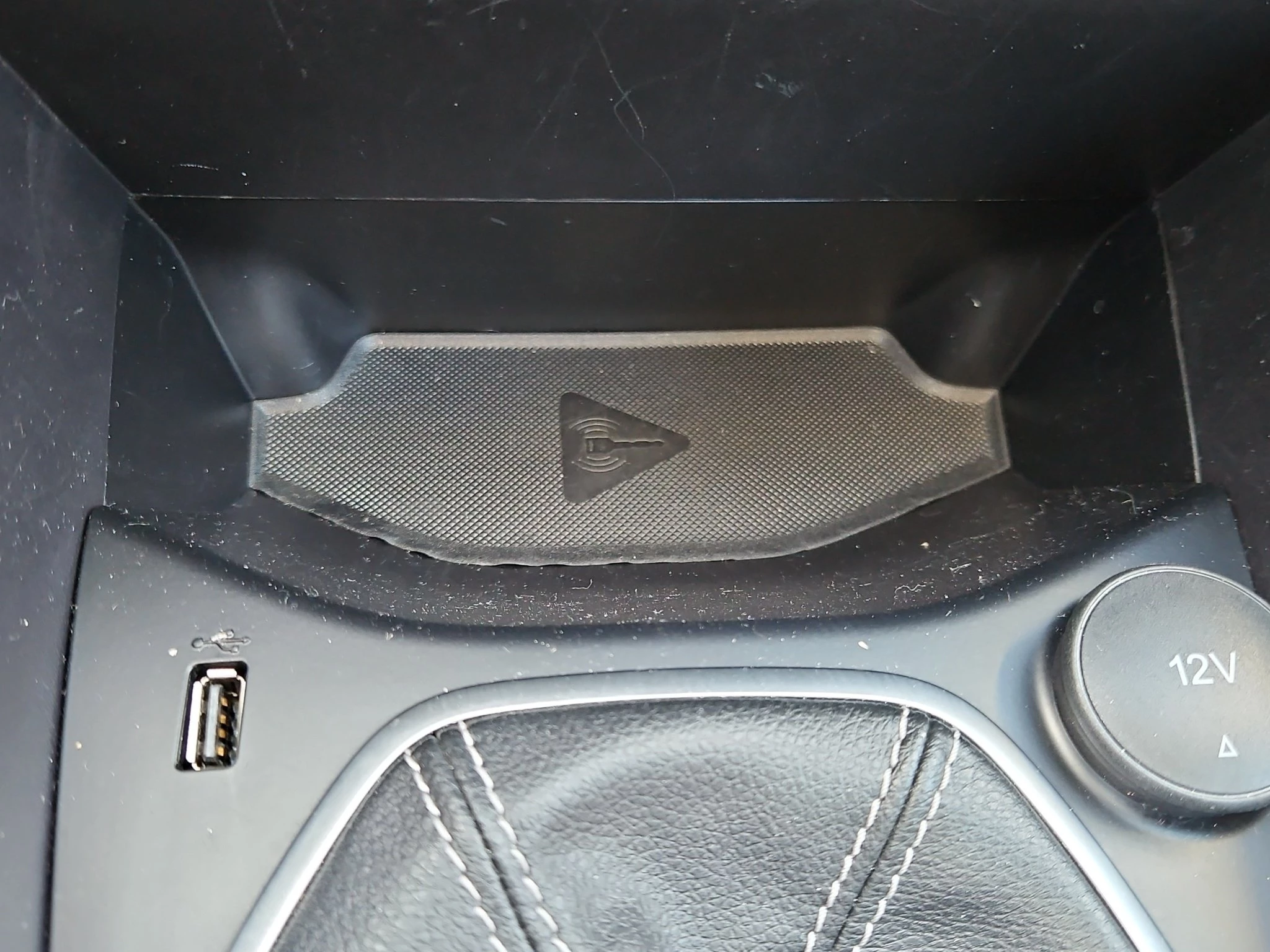 Ford Fiesta Titanium LED | KLIMAAUTOMATIK | PDC | BT