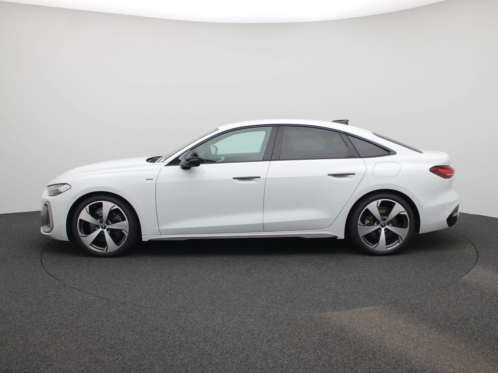 Audi A5 Limousine 2.0 e-hybrid quattro S edition 299 PK