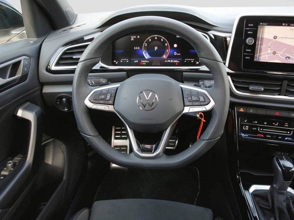 Volkswagen T-Roc 1.5 TSI DSG R-Line 17"ACC LED Navi AHK SHZ