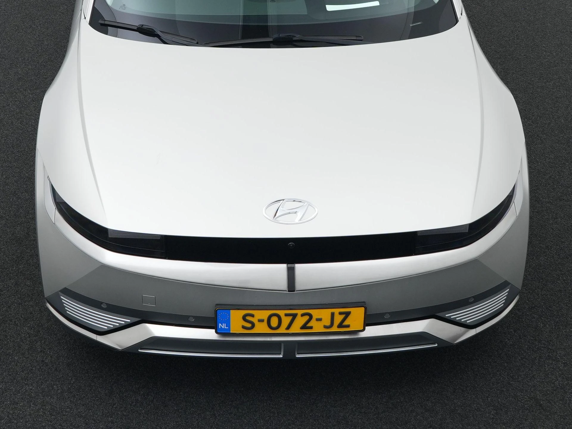 Hyundai-IONIQ 5-image-5