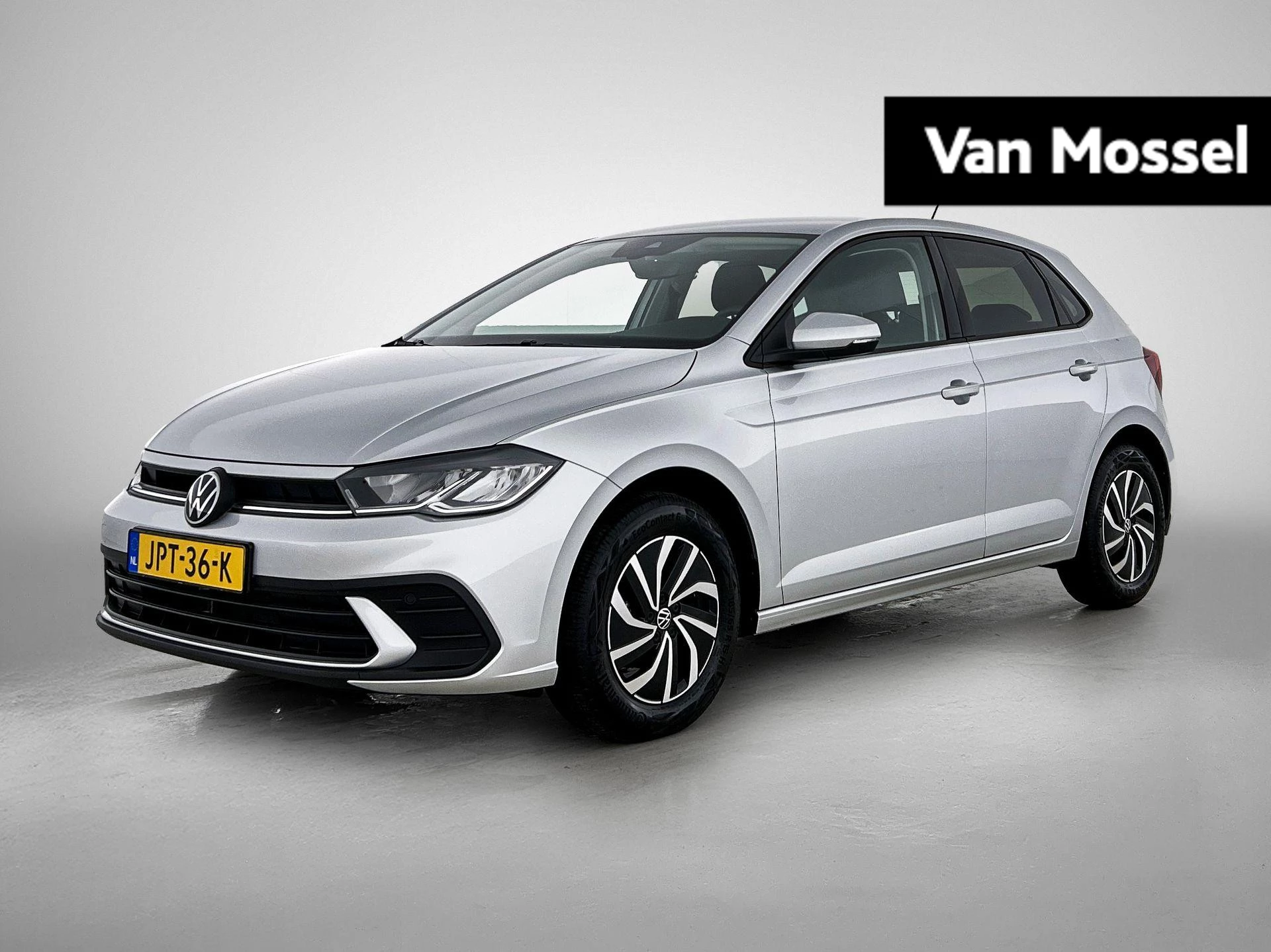 Volkswagen-Polo-image-0