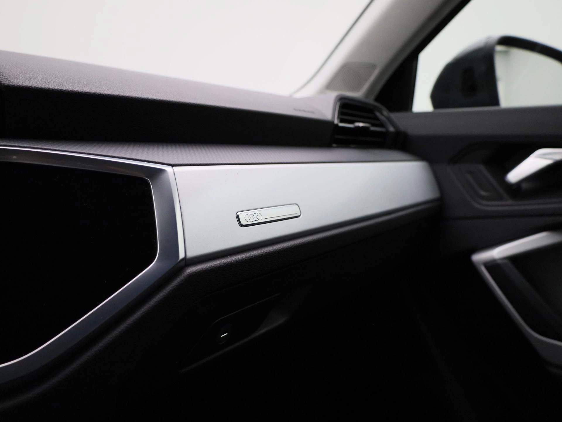 Audi Q3 35 TFSI S tronic Bus. Ed. Attraction
