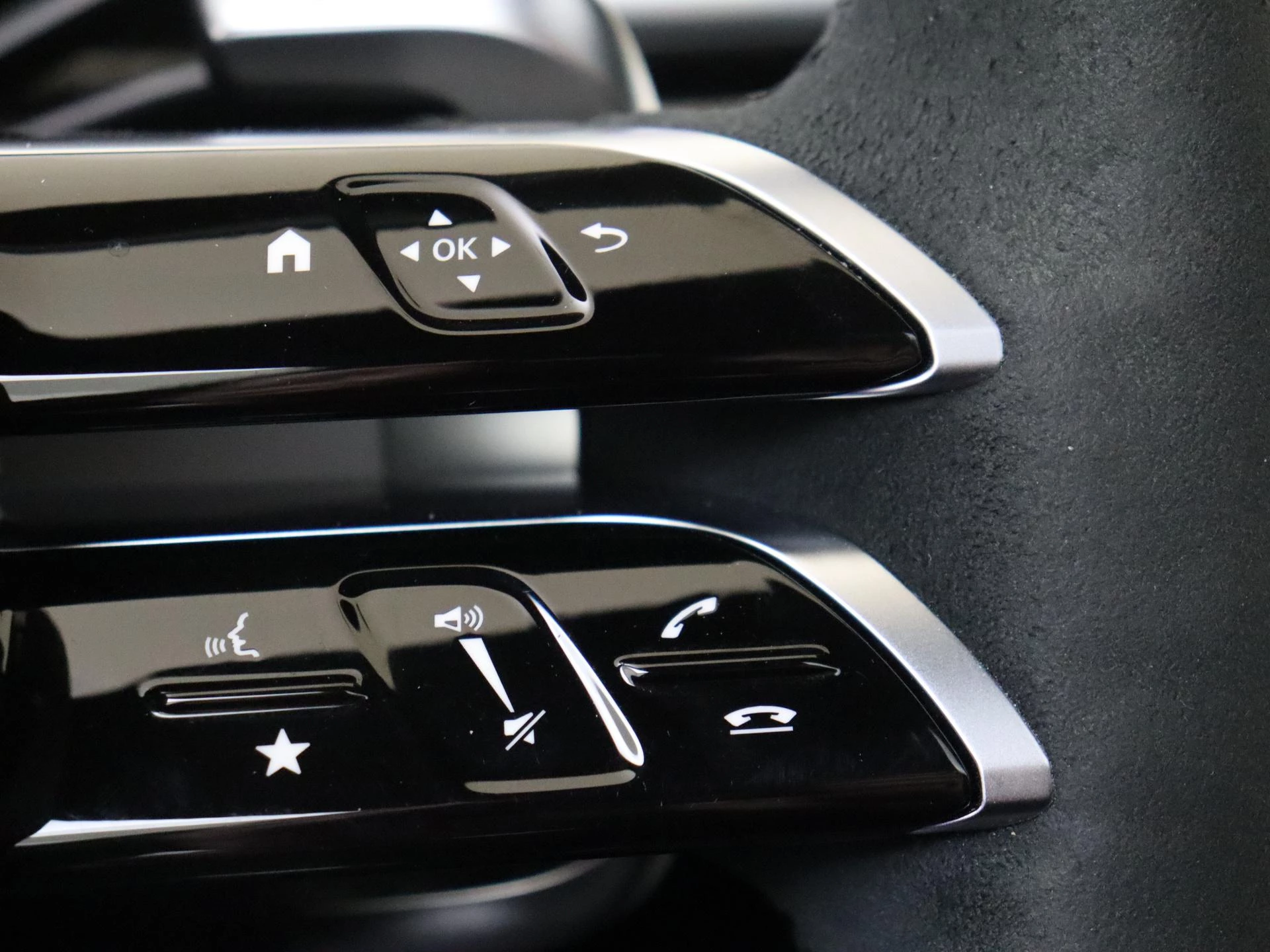 Mercedes-Benz-S-Klasse-image-24
