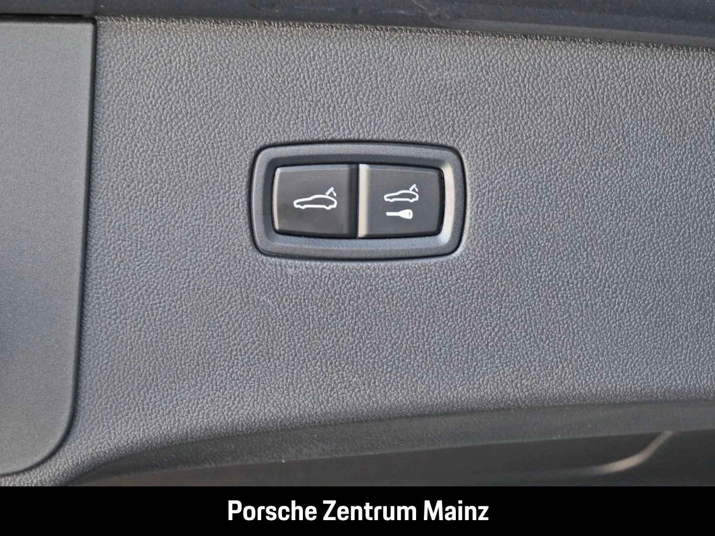 Porsche-Cayenne-image-31