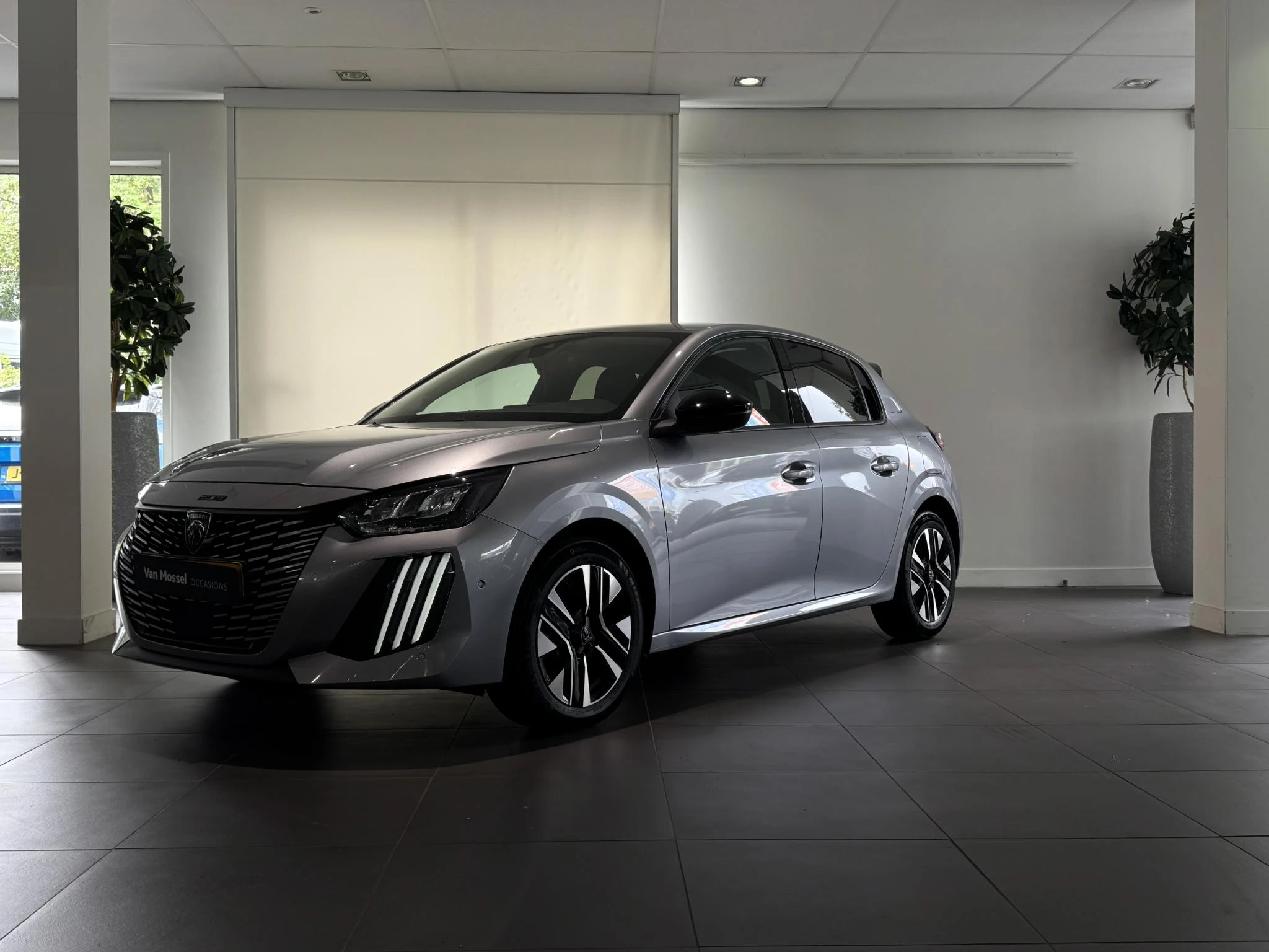Peugeot-208-image-19