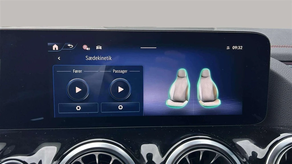 Mercedes-Benz-EQA-image-17