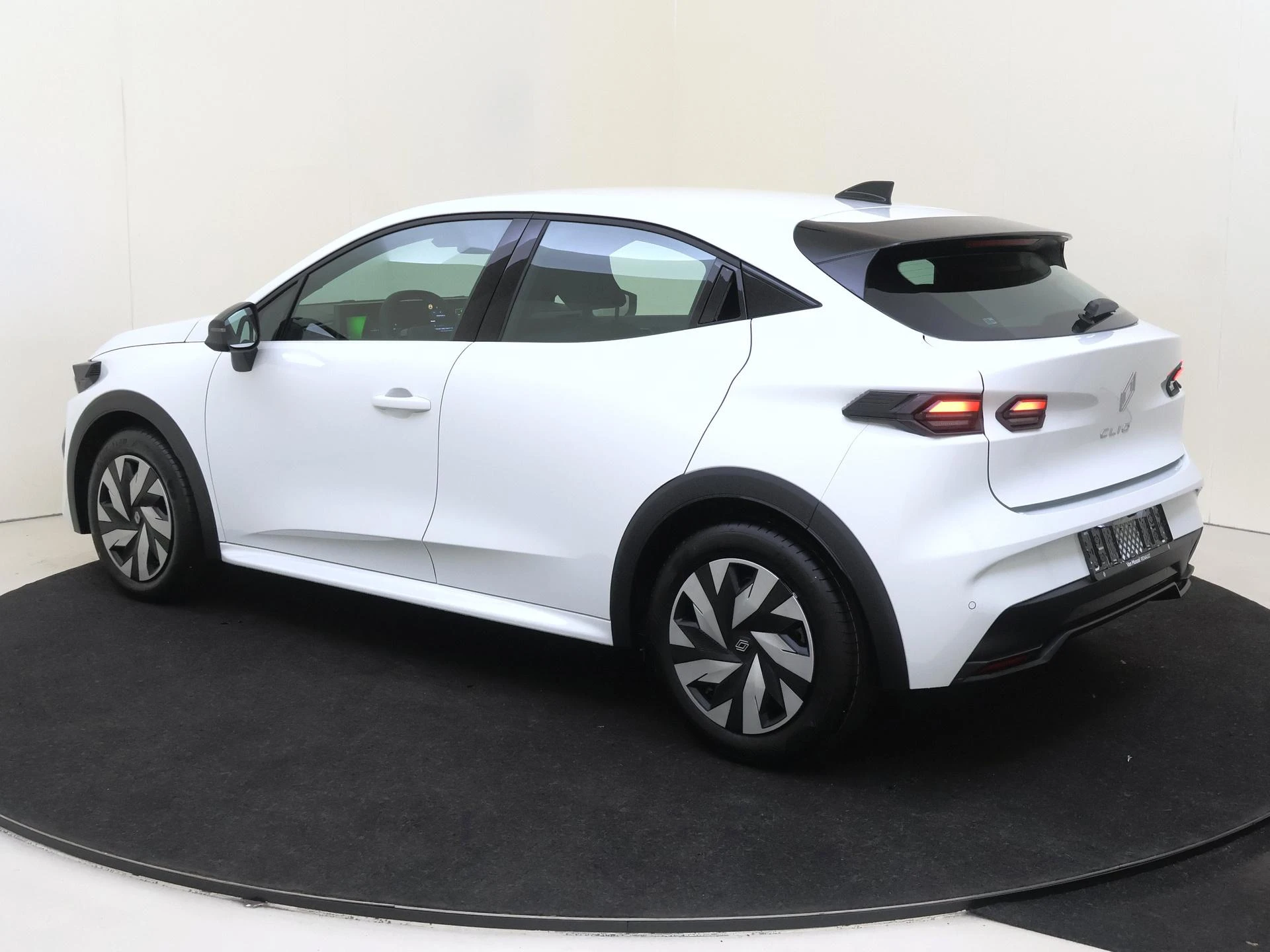 Renault-Clio-image-2