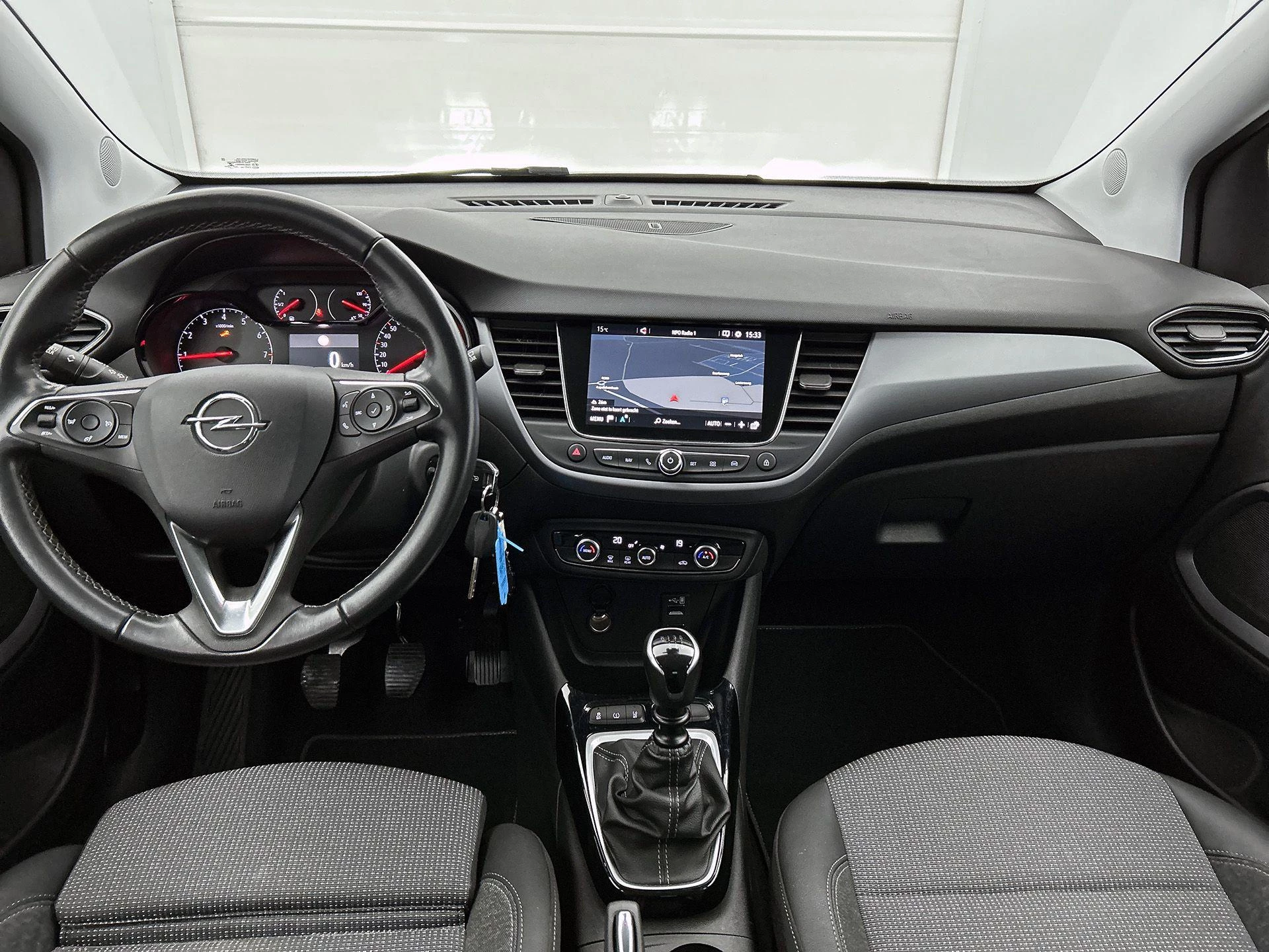 Opel-Crossland-image-17