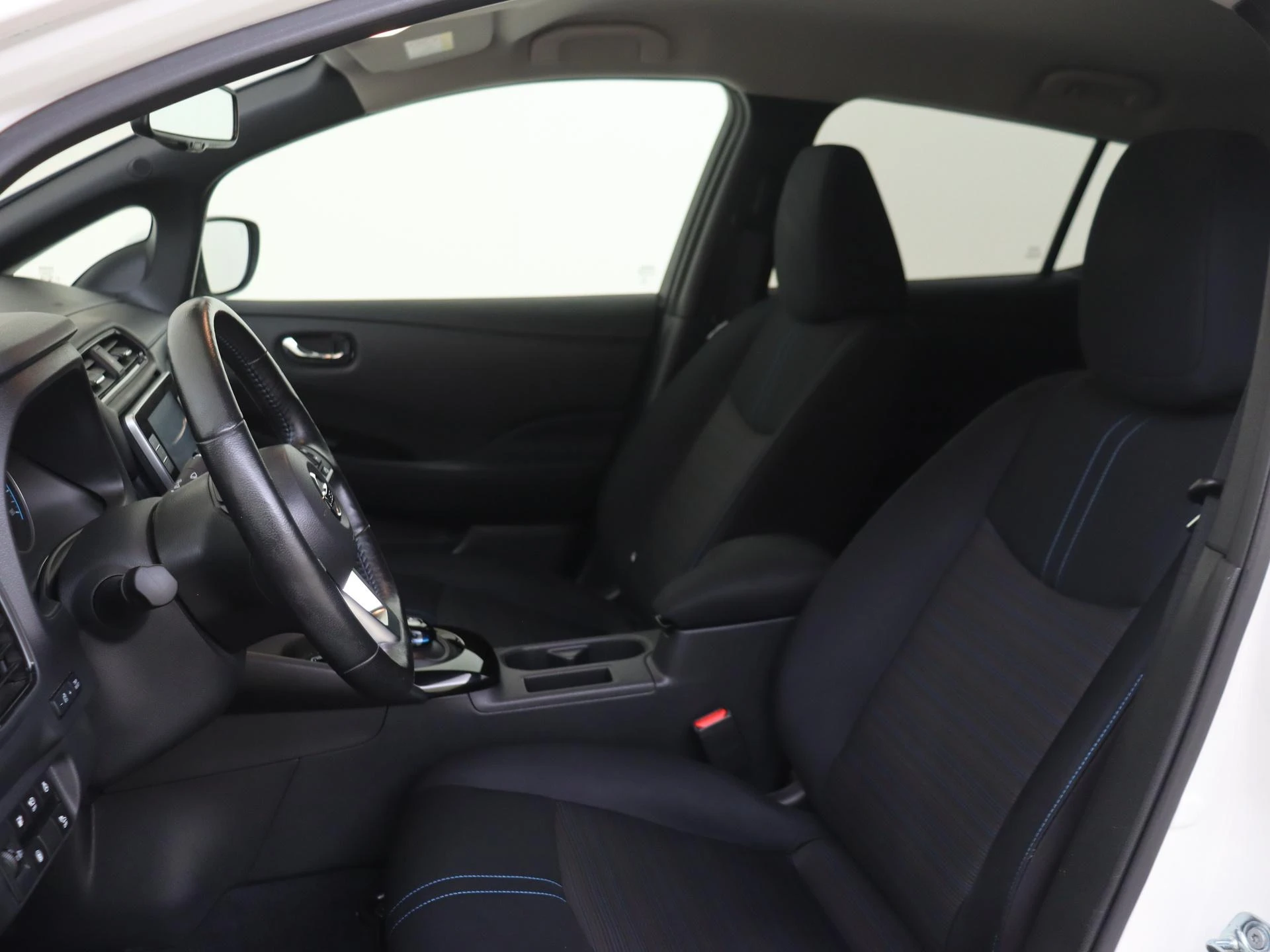 Nissan-Leaf-image-14