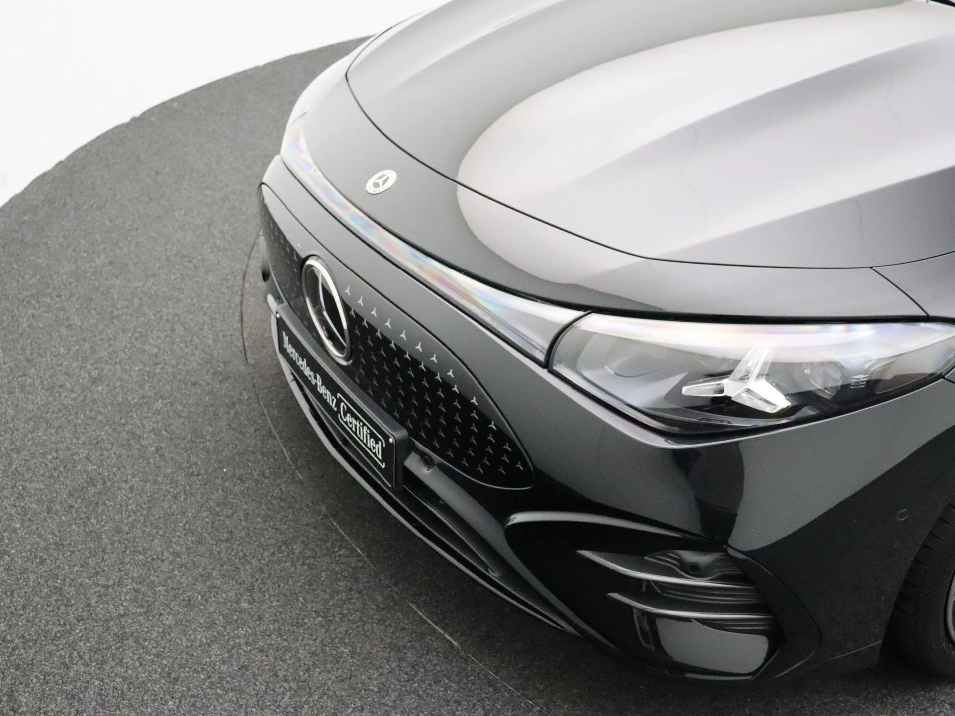 Mercedes-Benz-CLA-image-28