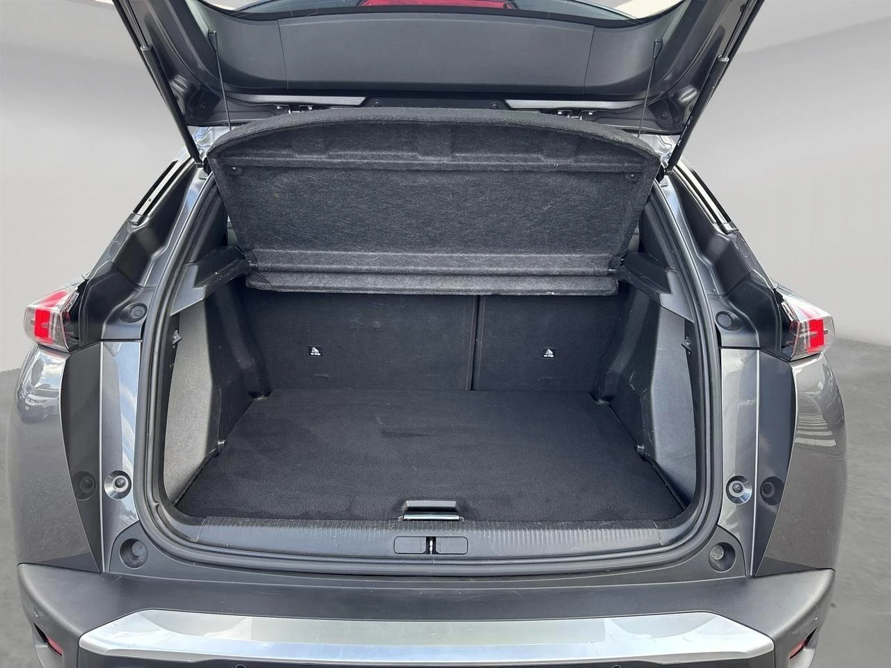 Peugeot-2008-image-6