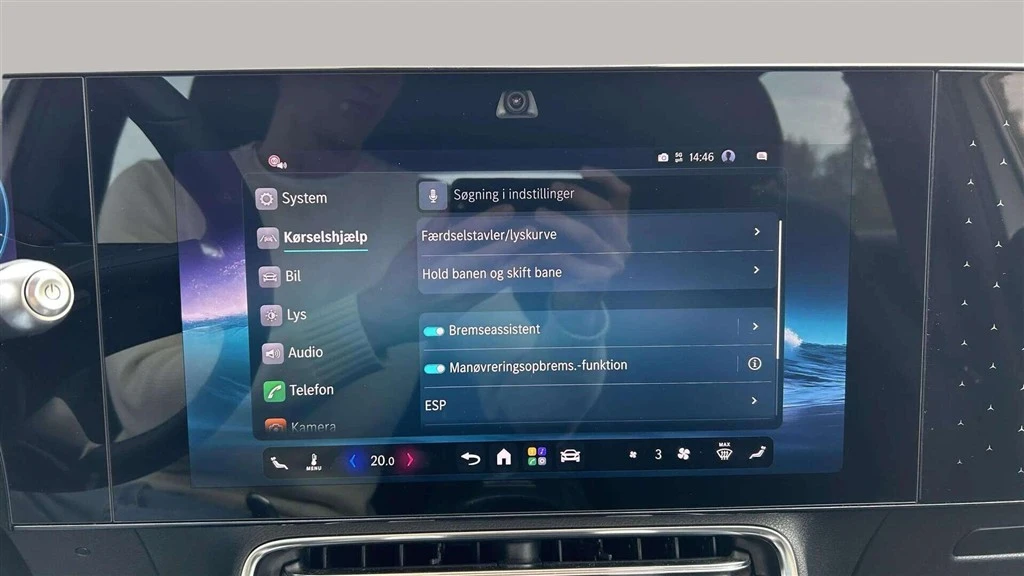 Mercedes-Benz-GLB-image-18