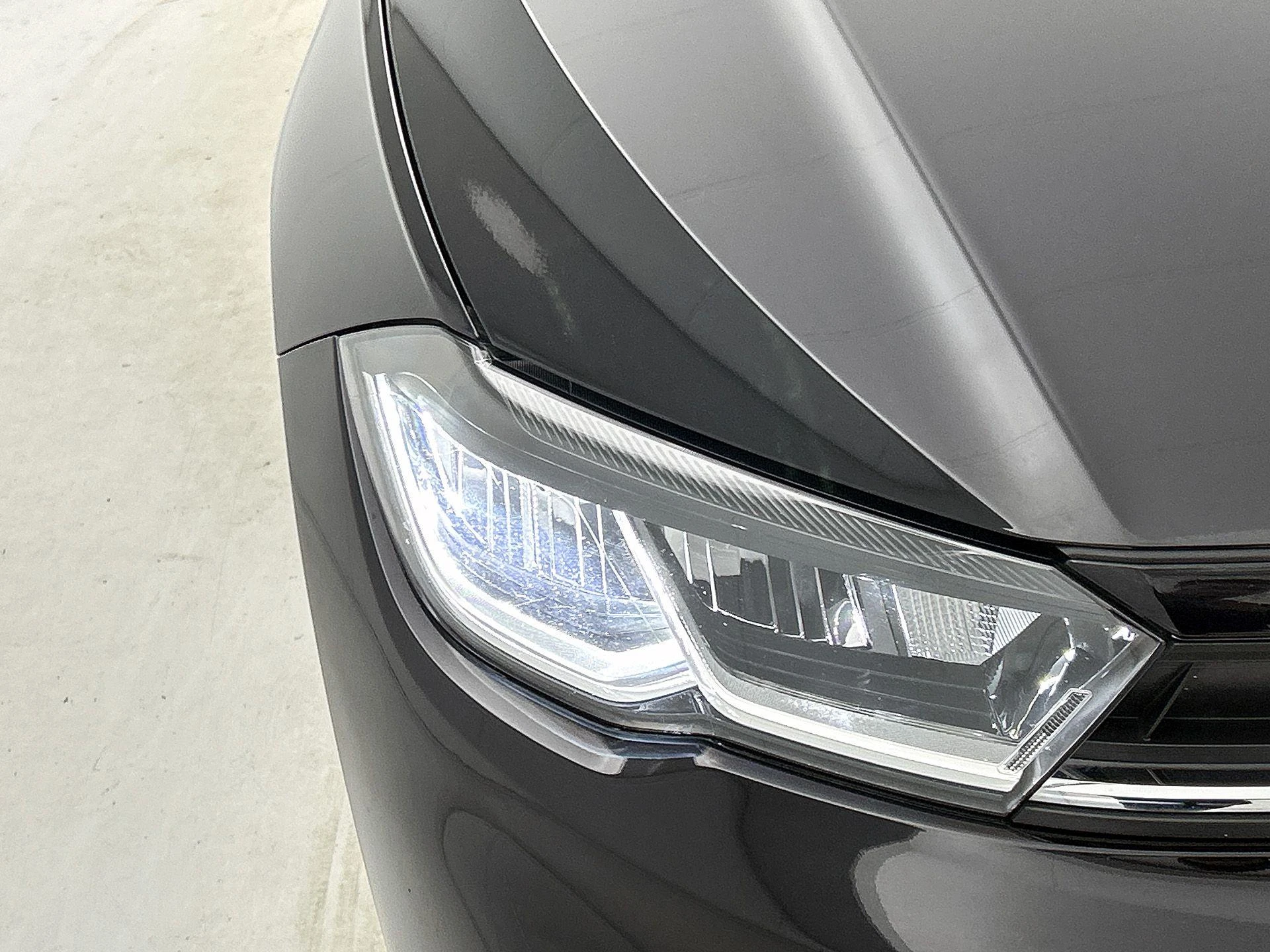 Volkswagen-Polo-image-14