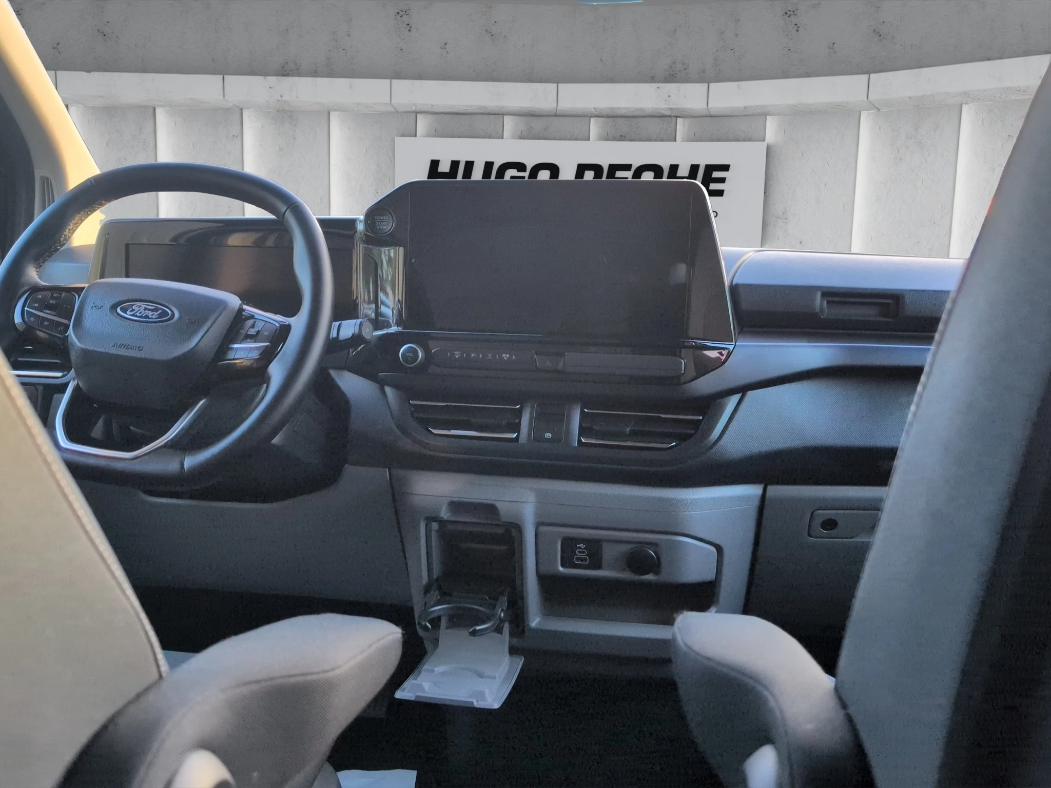 Ford-Tourneo Custom-image-11