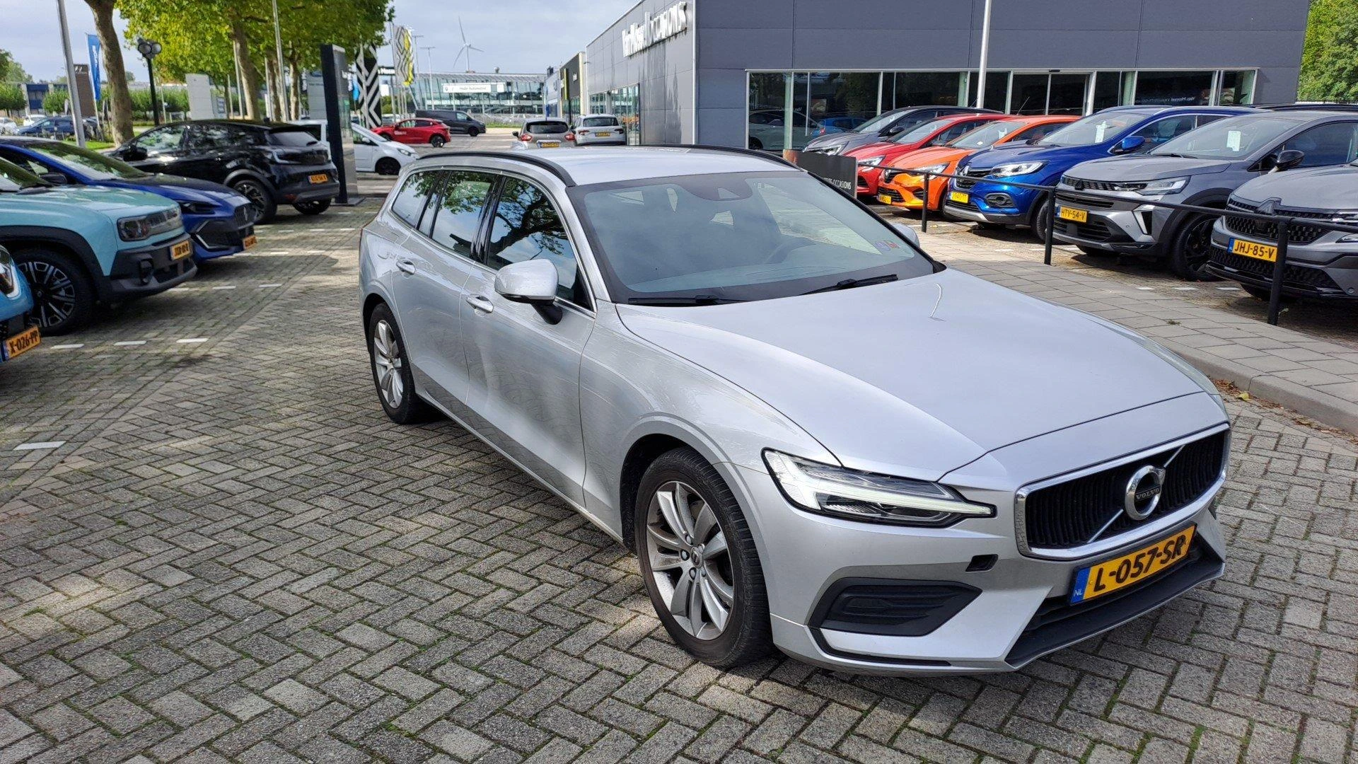 Volvo-V60-image-5