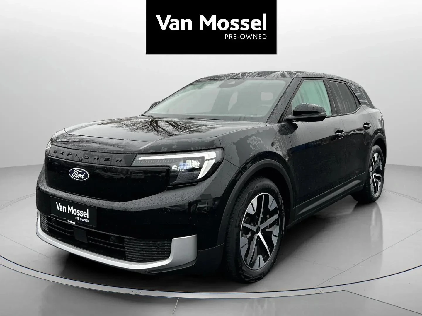 Ford-Explorer-image-0