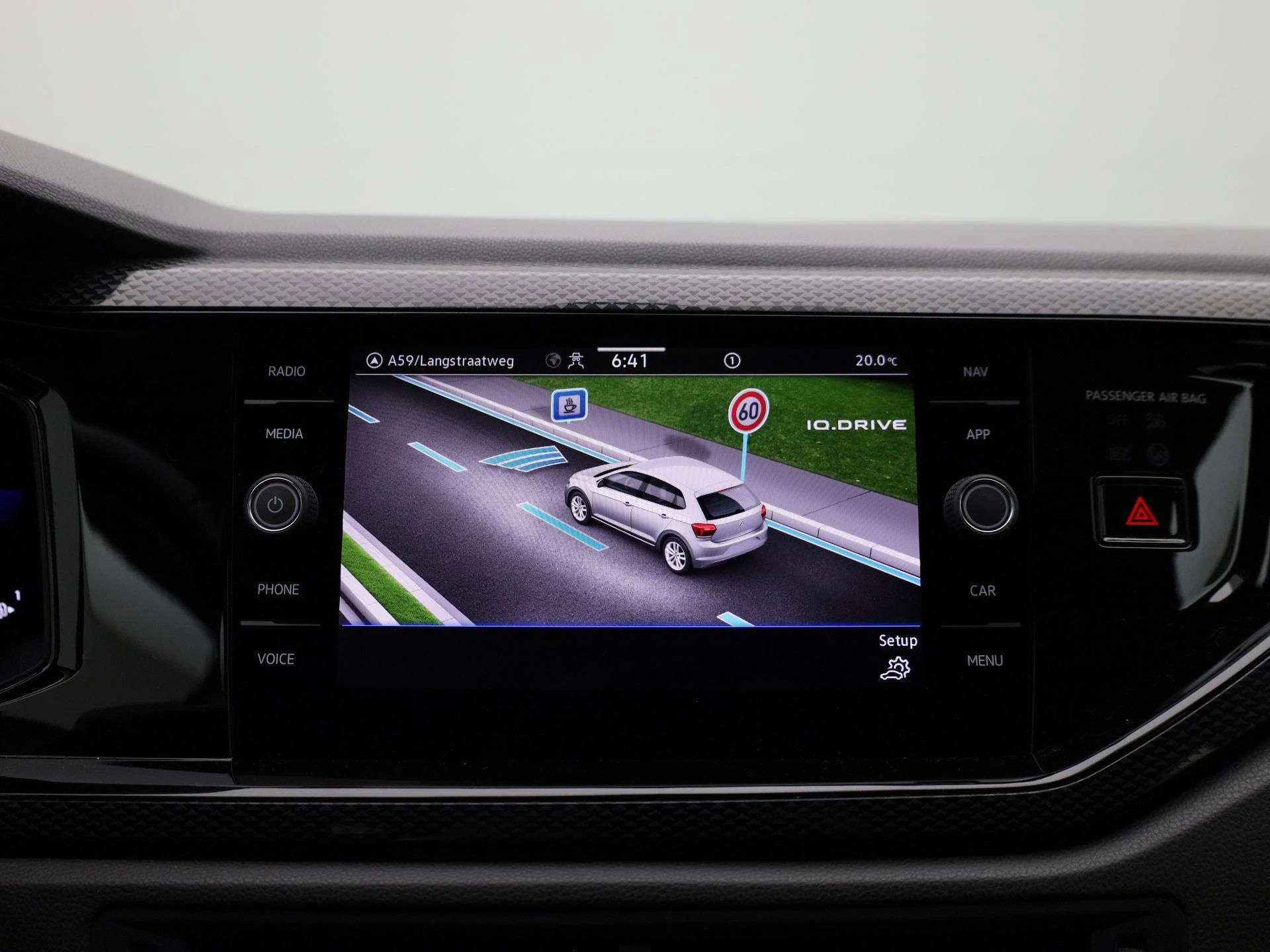 Volkswagen-Polo-image-28