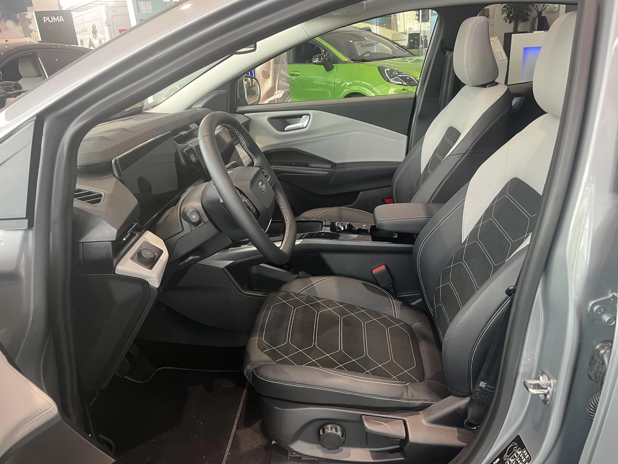 Ford-Puma Gen-E-image-9