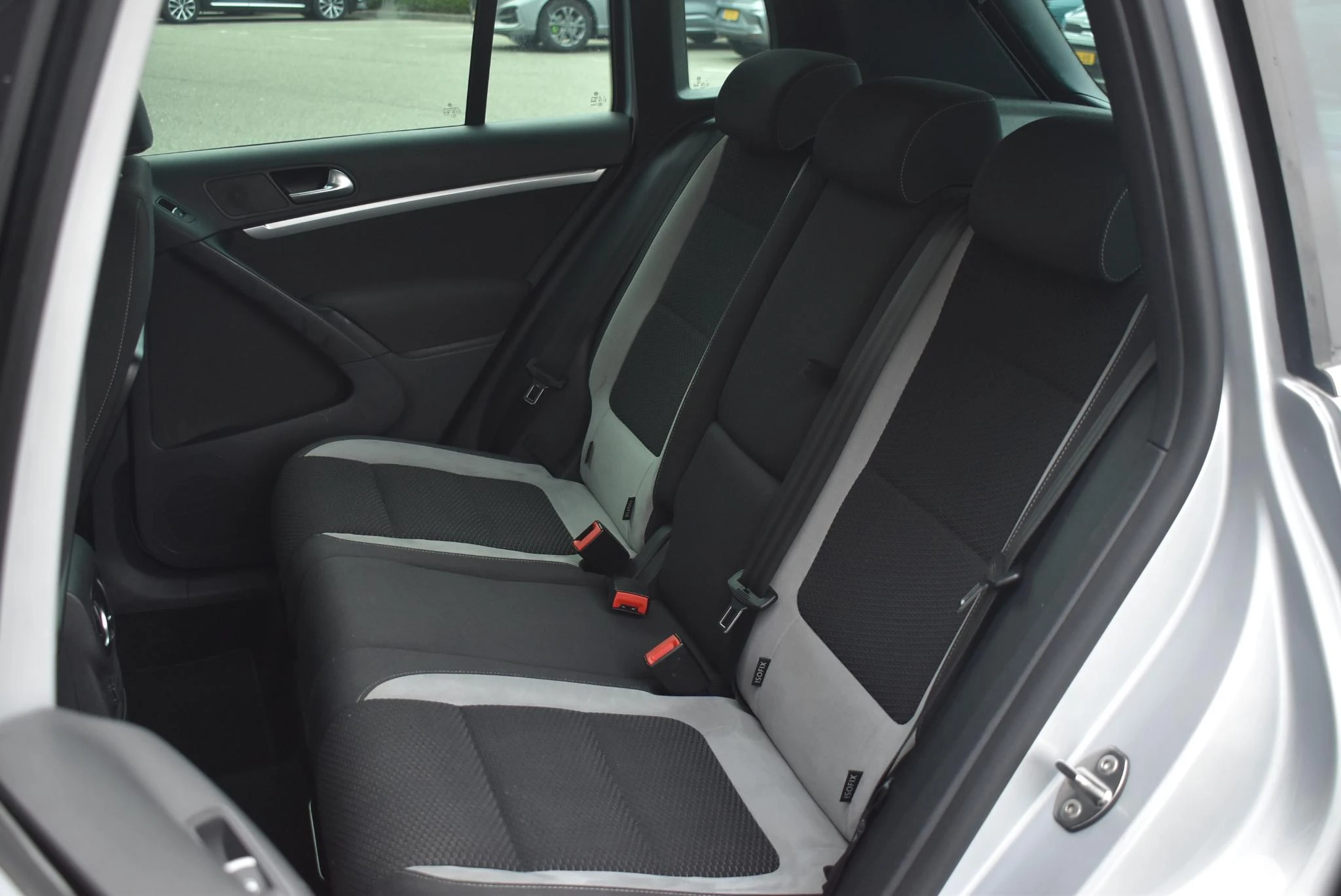 Volkswagen-Tiguan-image-43