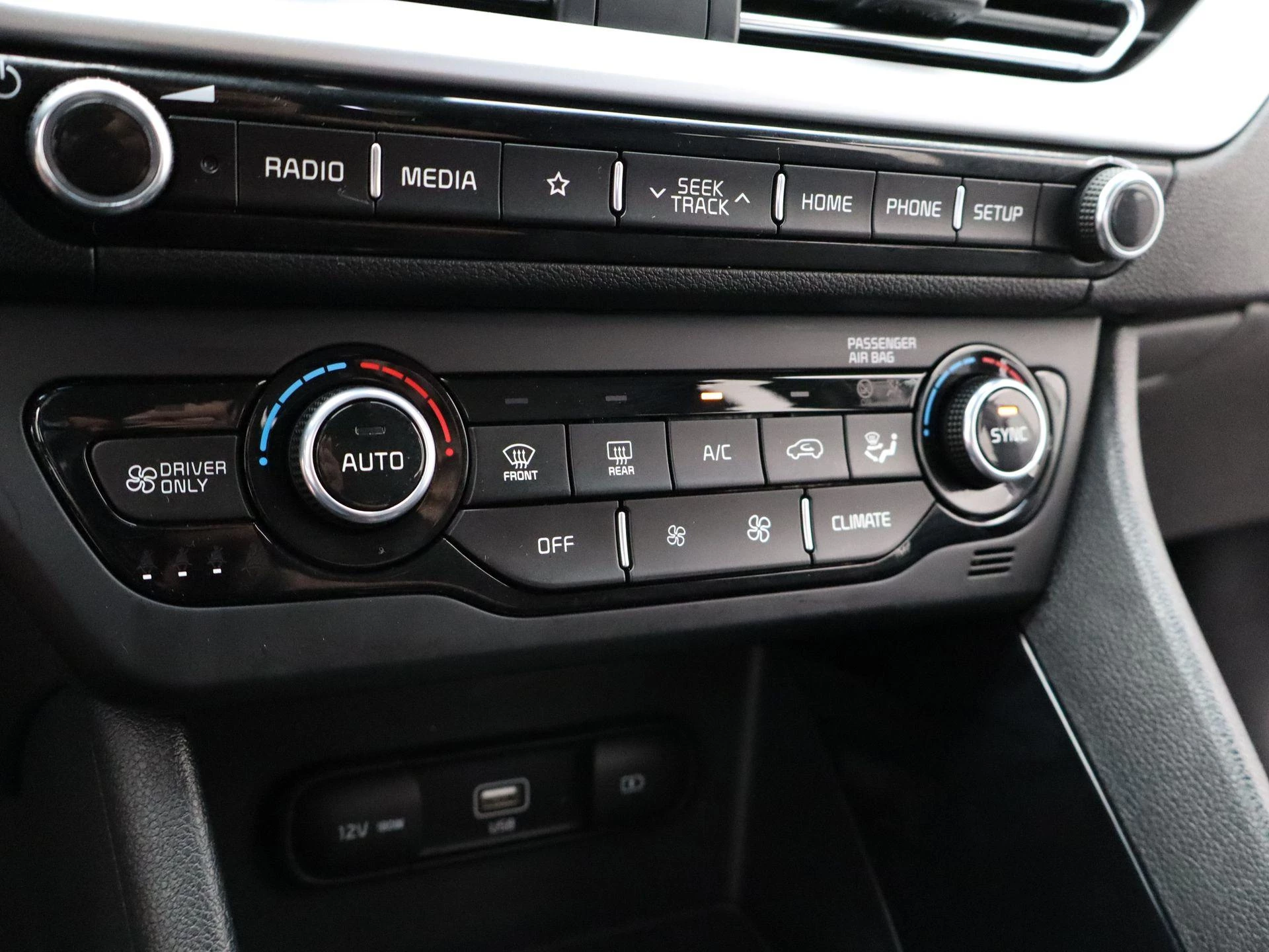Kia-Niro-image-19