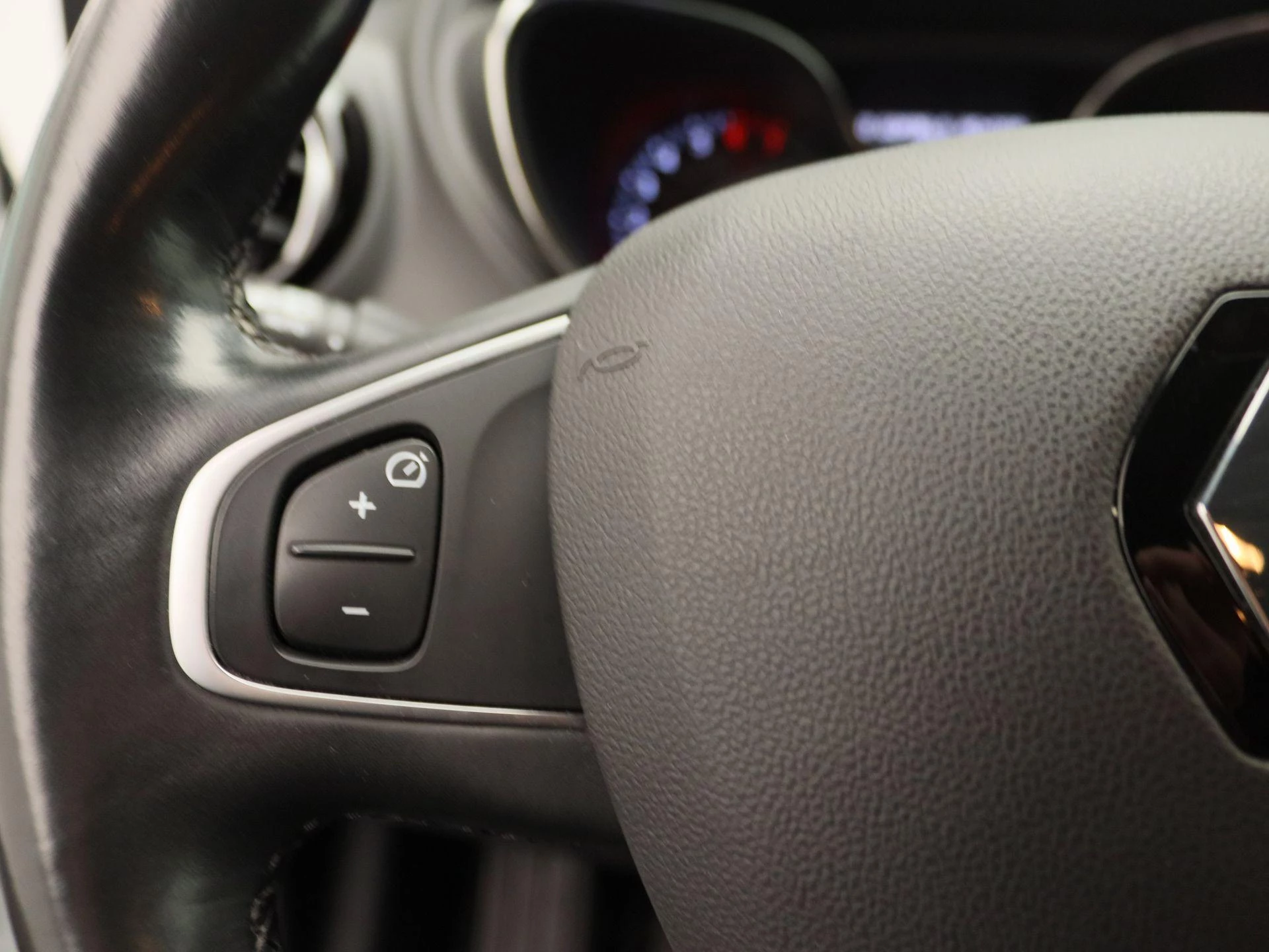 Renault-Captur-image-20