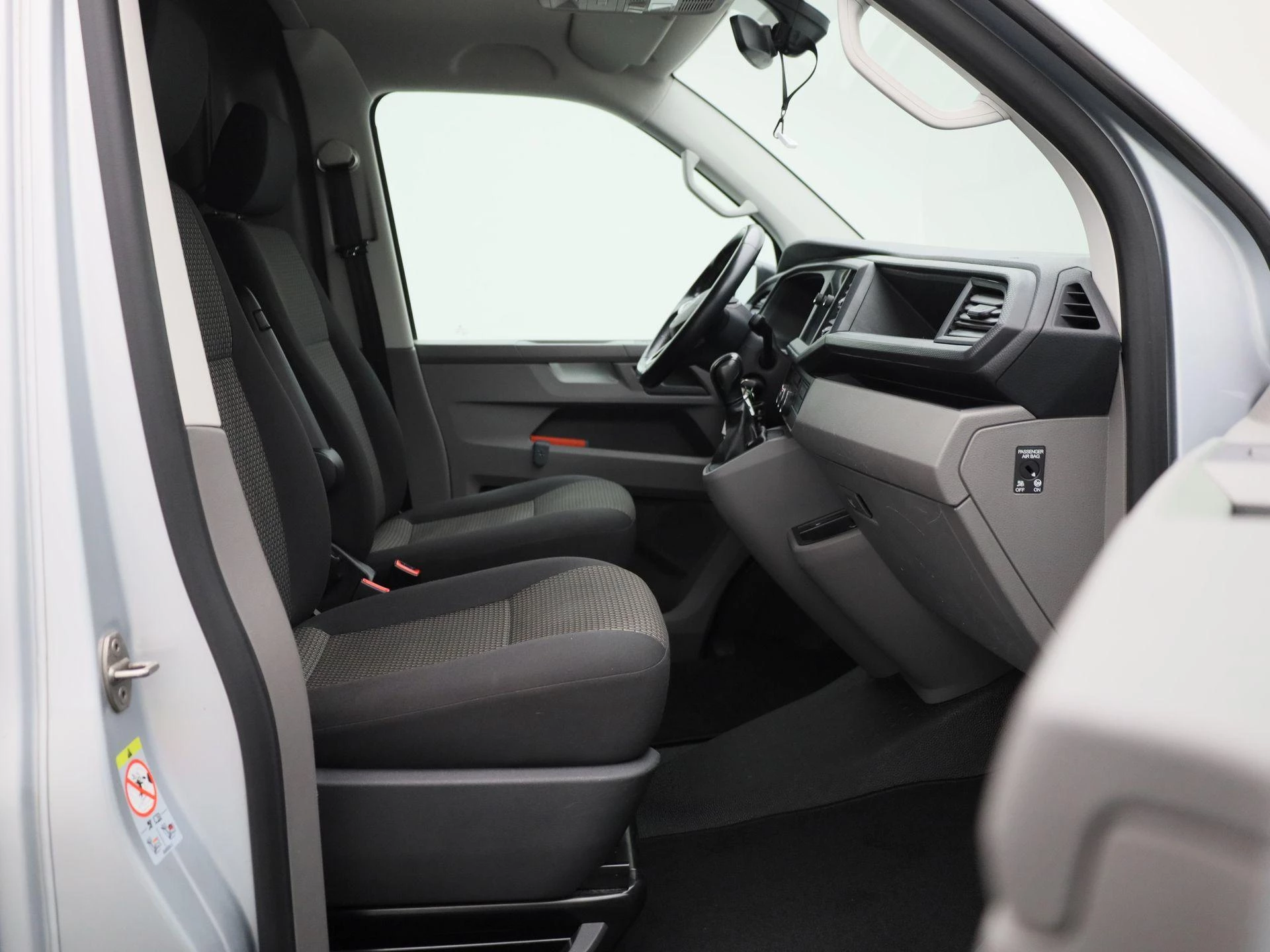 Volkswagen Transporter 2.0 TDI L1H1 150PK
