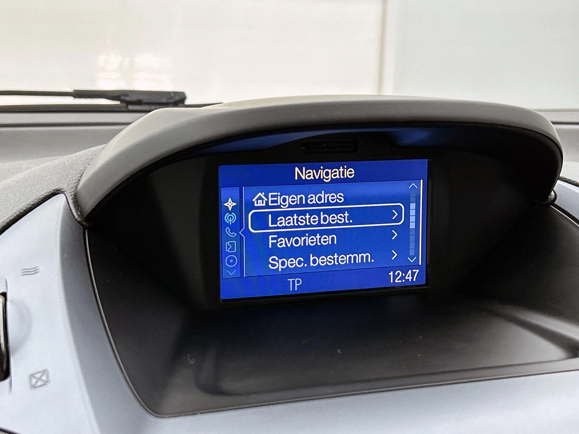 Ford-B-MAX-image-32