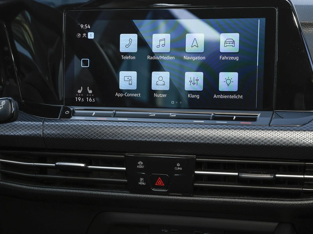 Volkswagen-Golf-image-11