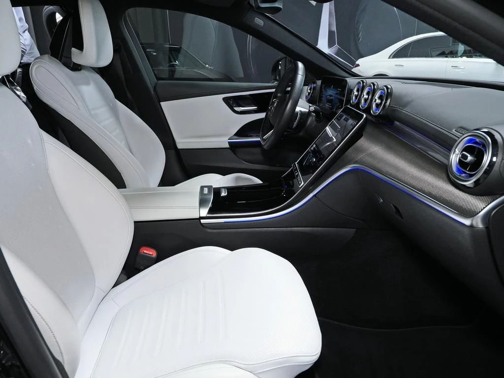 Mercedes-Benz-C-Klasse 220 d-image-11