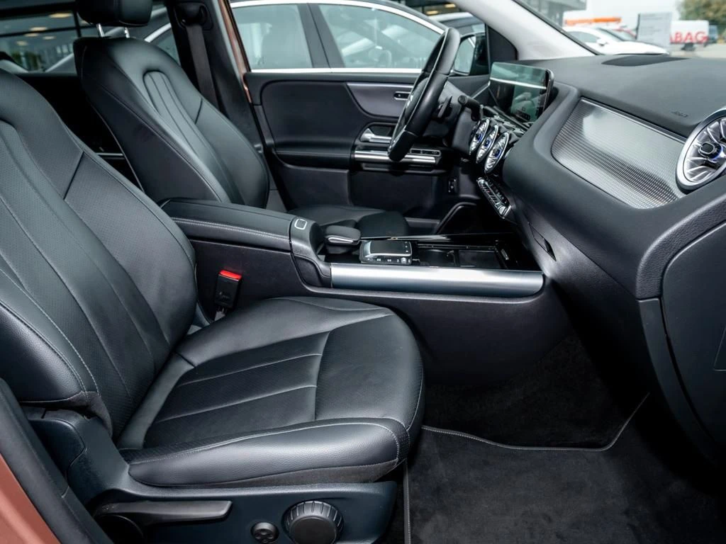 Mercedes-Benz-B-Klasse 180-image-11