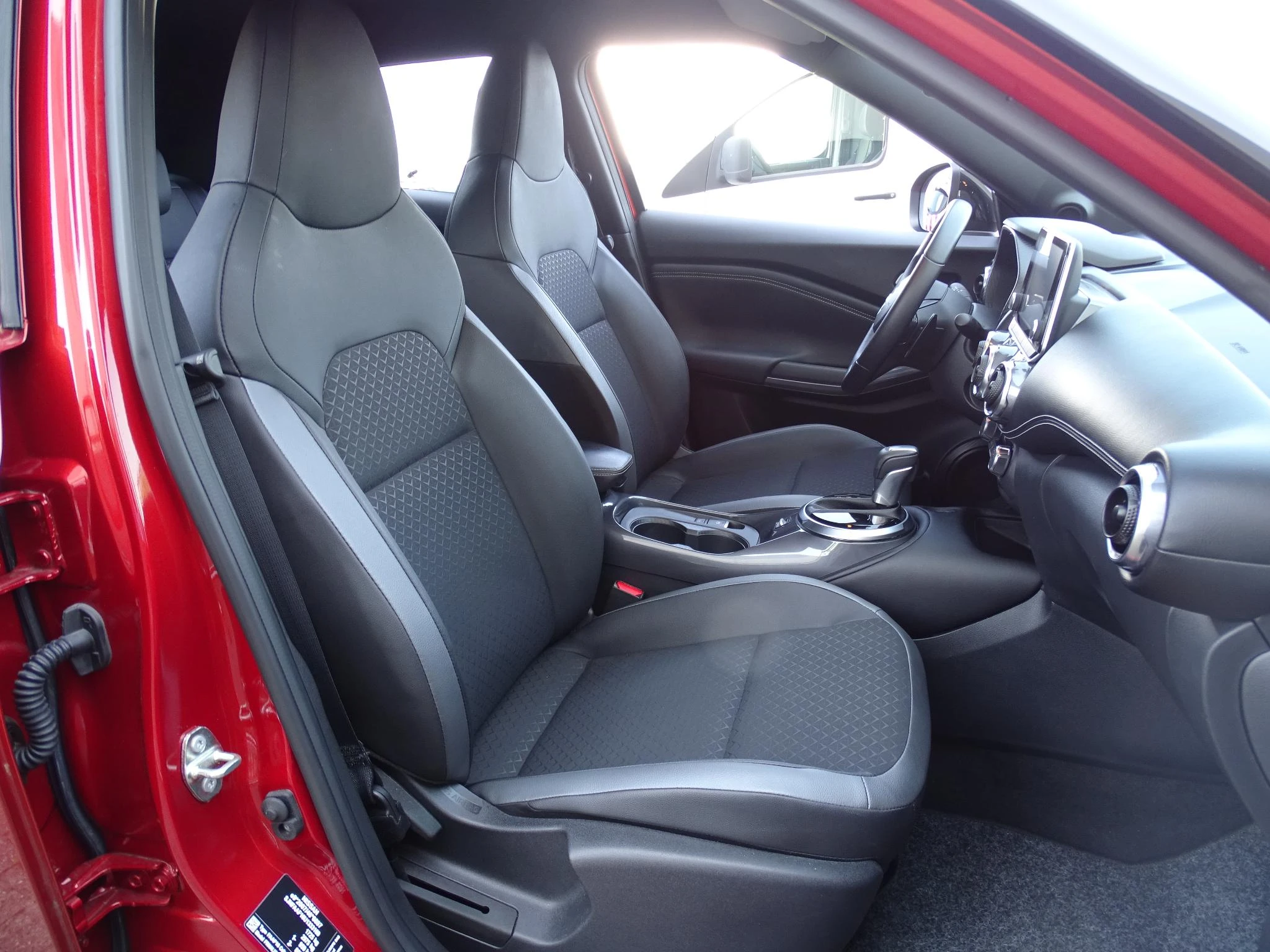 Nissan Juke 1.0 DIG-T Acenta