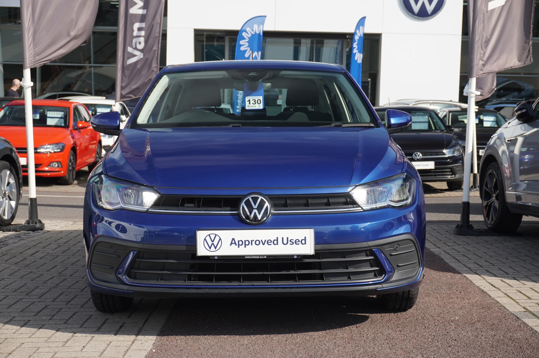Volkswagen-Polo-image-6