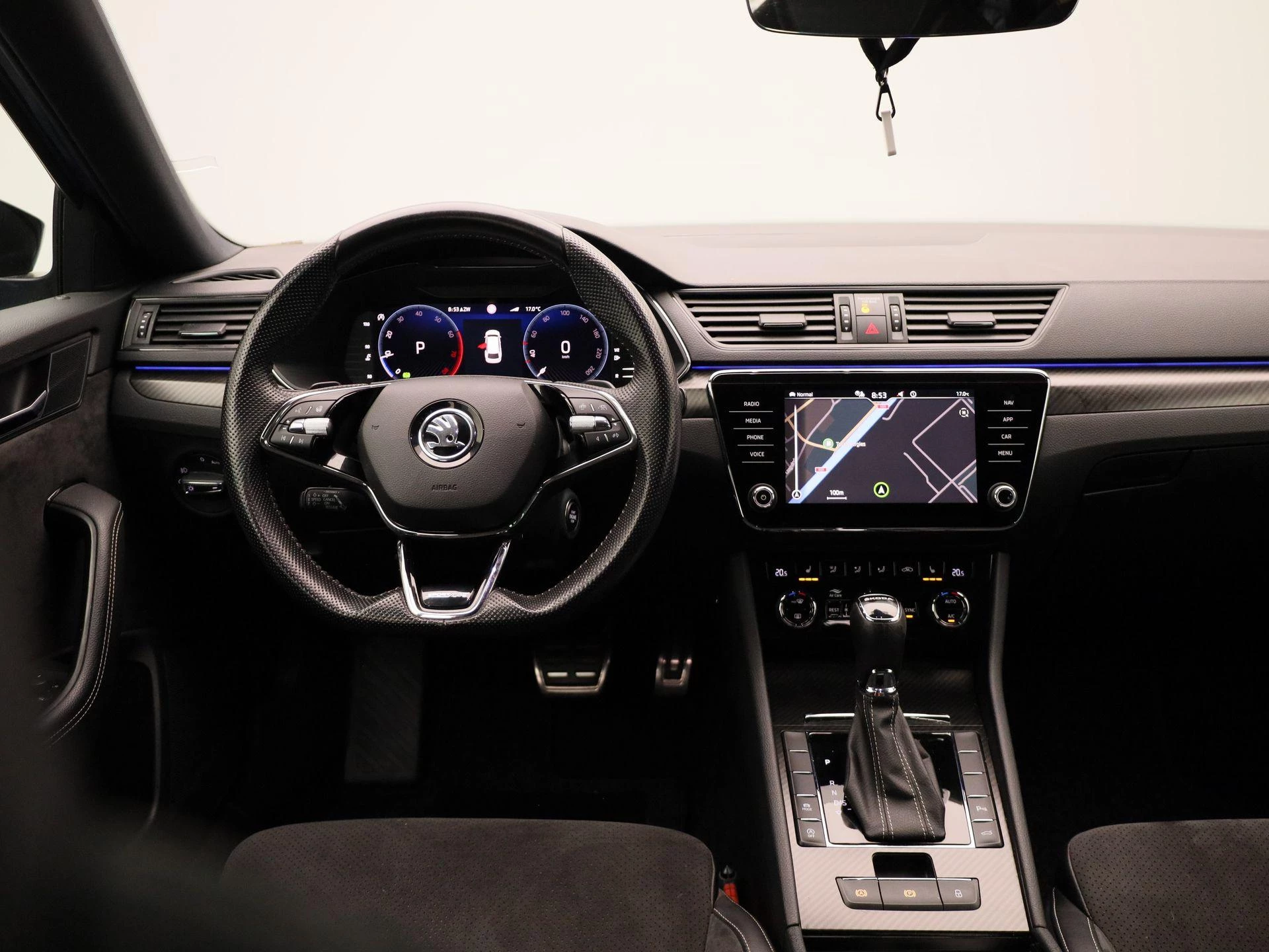 Škoda-Superb-image-6