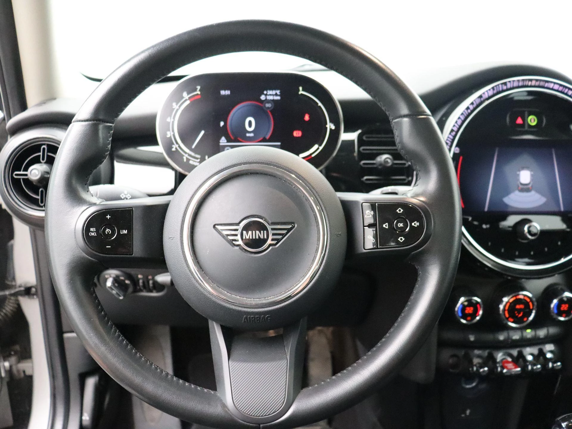 MINI Cooper 5 door COOPER
