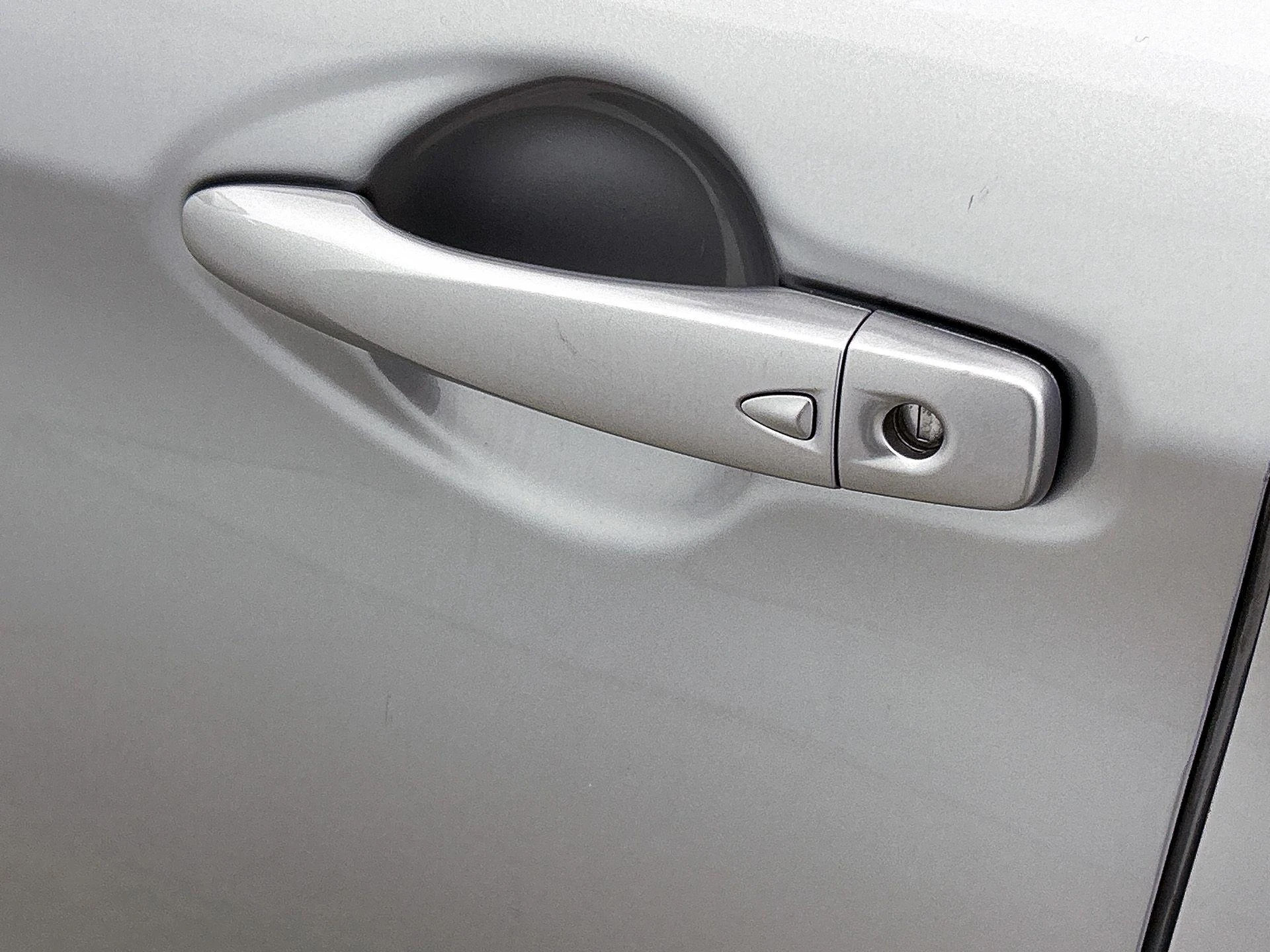 Nissan-QASHQAI-image-16