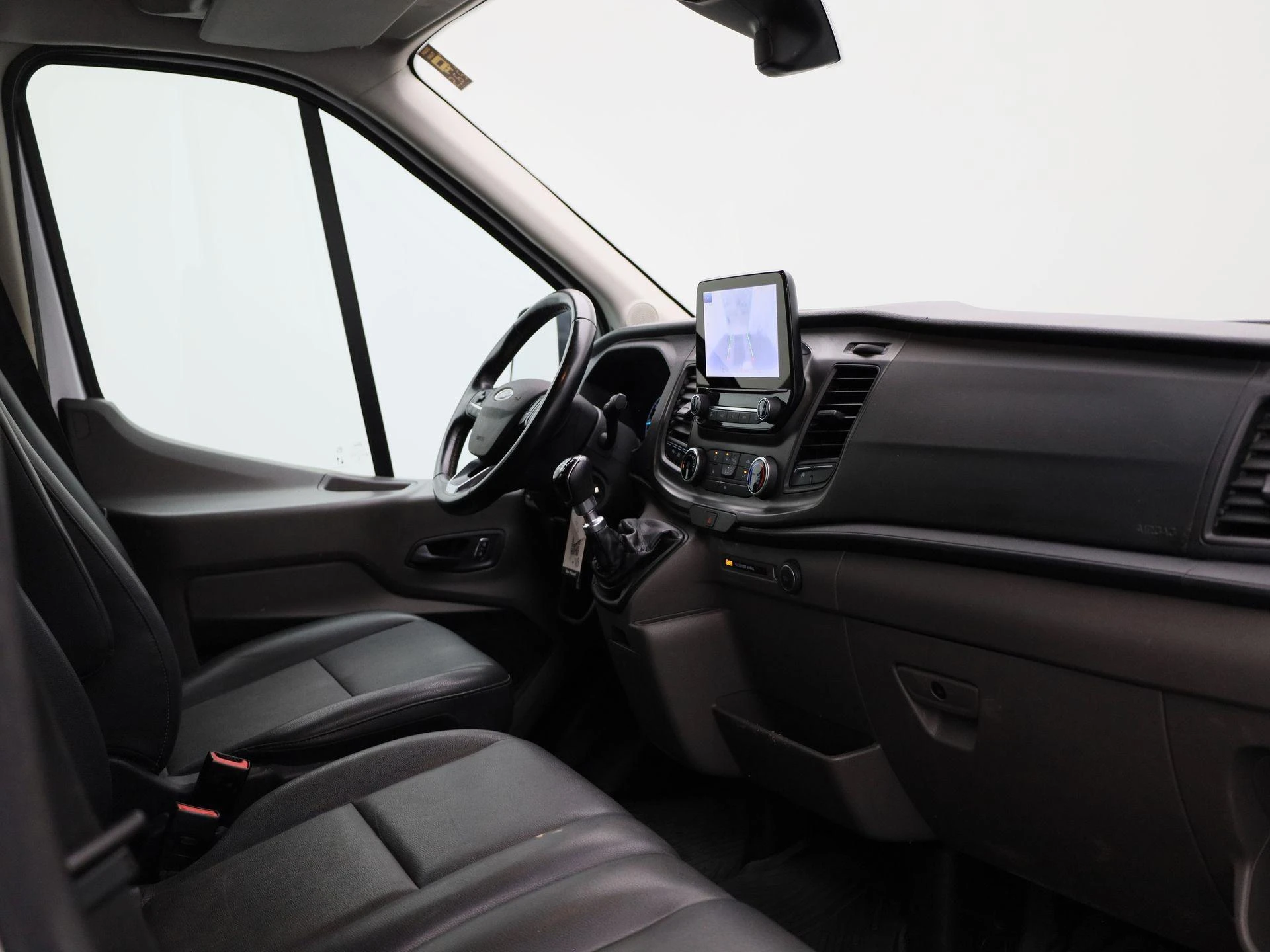 Ford Transit 350L 2.0TD 130pk 96kW M6 Trend