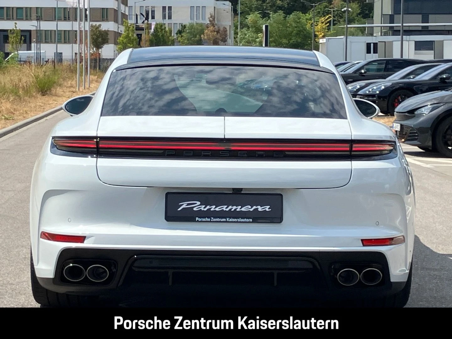 Porsche-Panamera-image-9