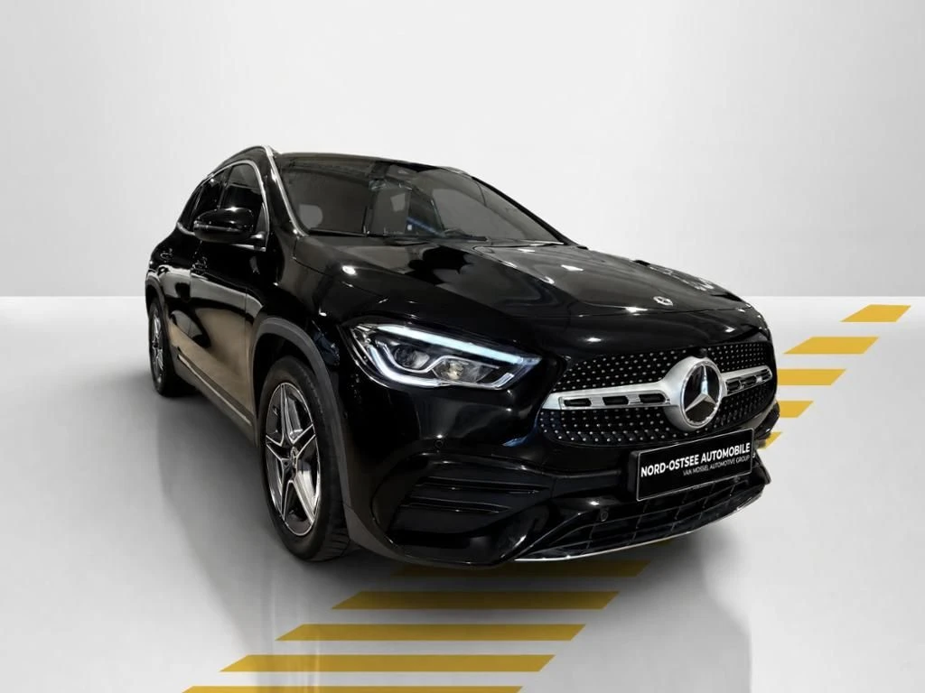 Mercedes-Benz-GLA 250-image-17