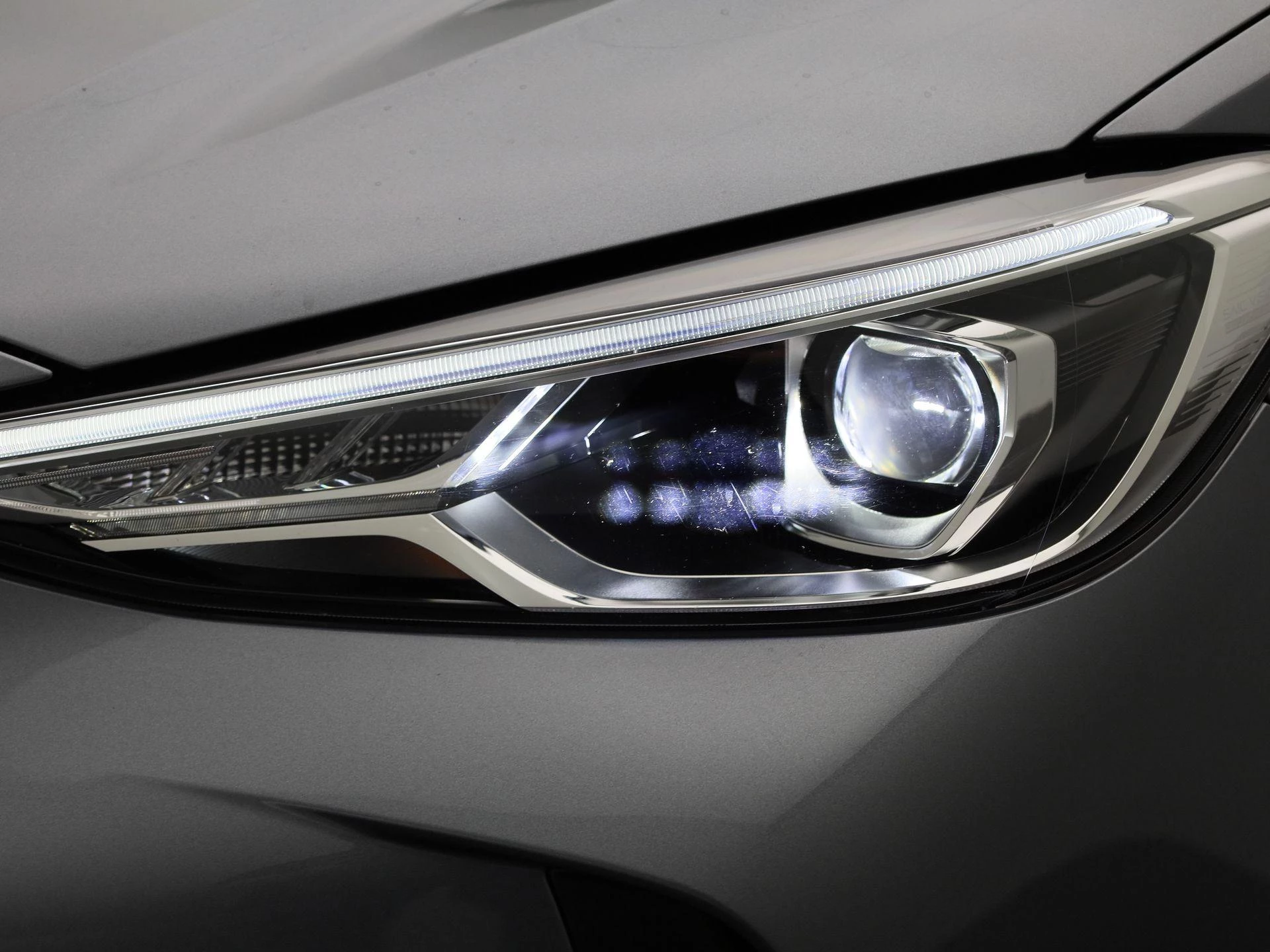 MG-ZS-image-13