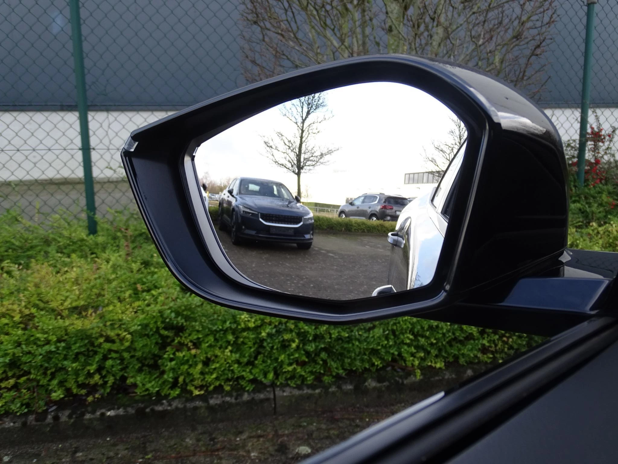 Peugeot-408-image-28