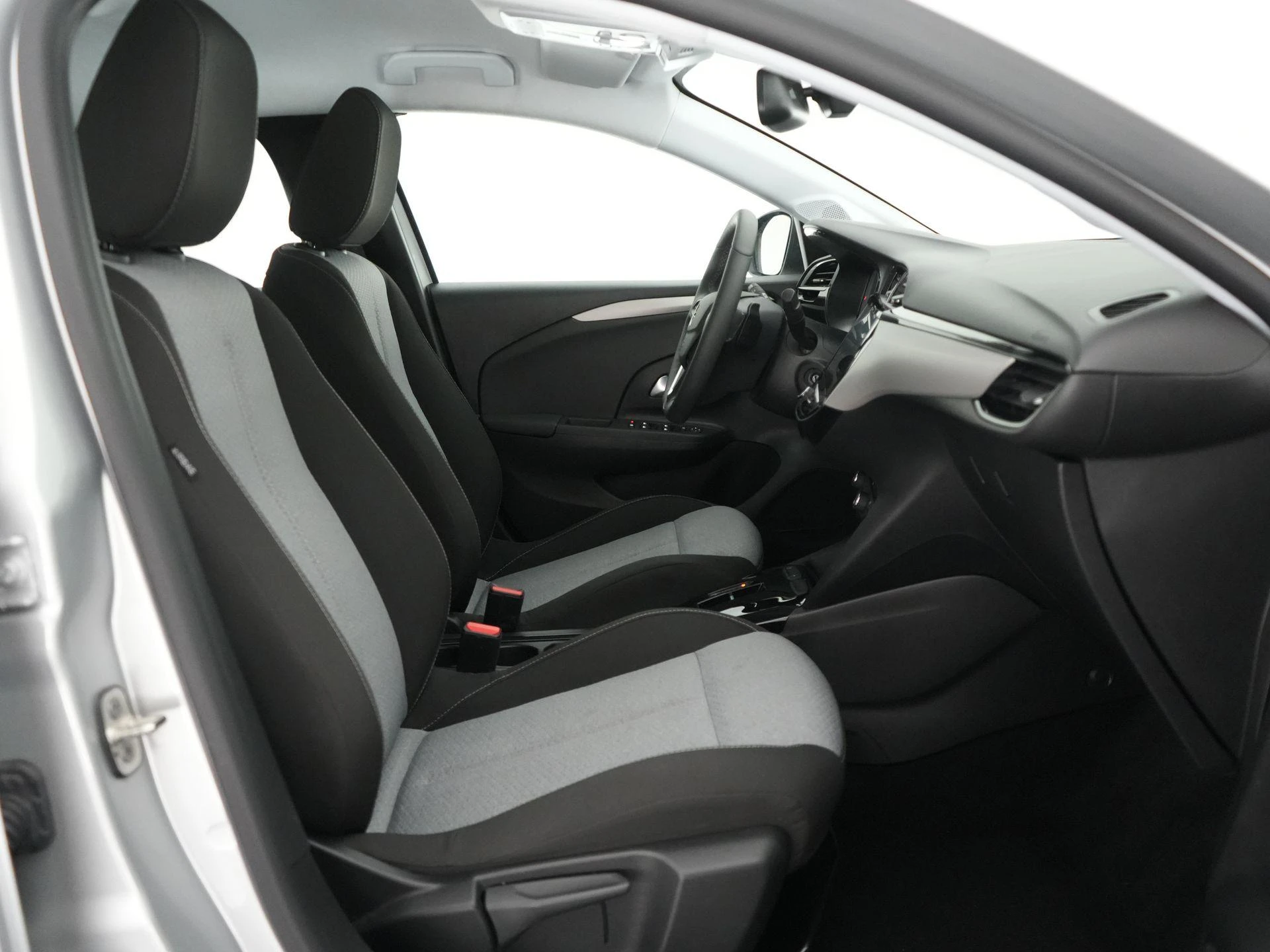 Opel-Corsa-image-13