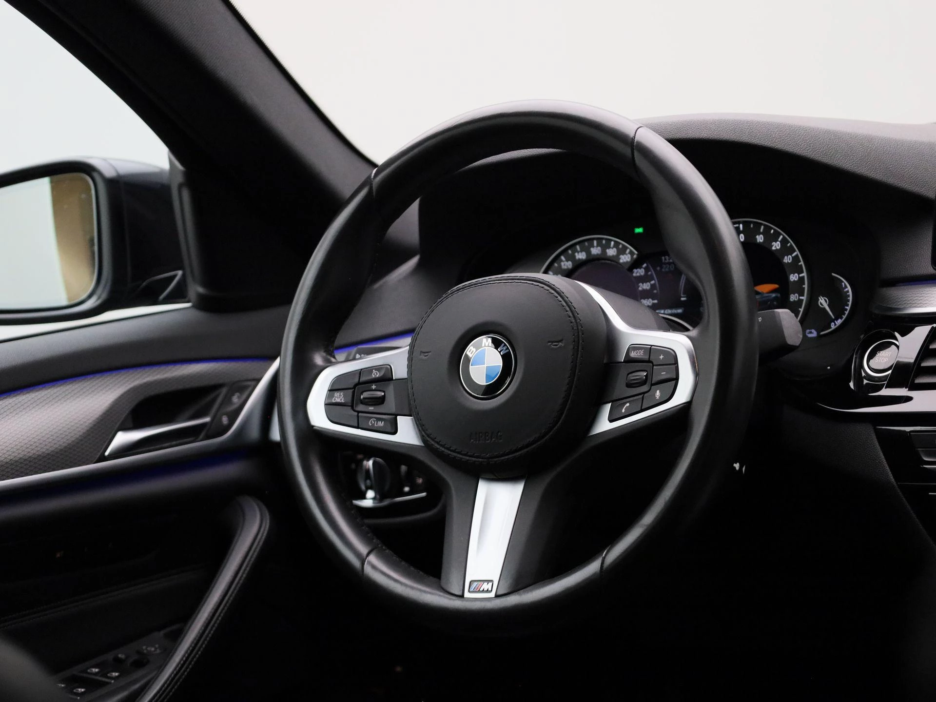 BMW-5 Serie-image-38