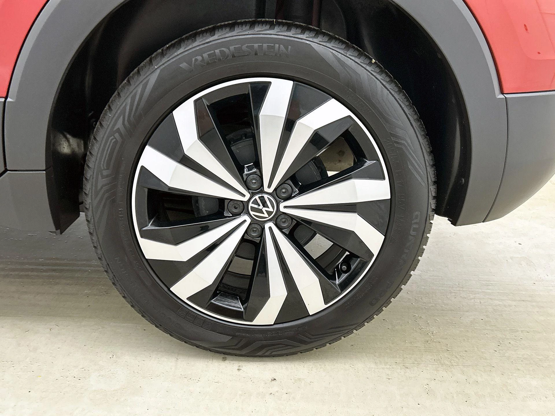 Volkswagen-T-Cross-image-34