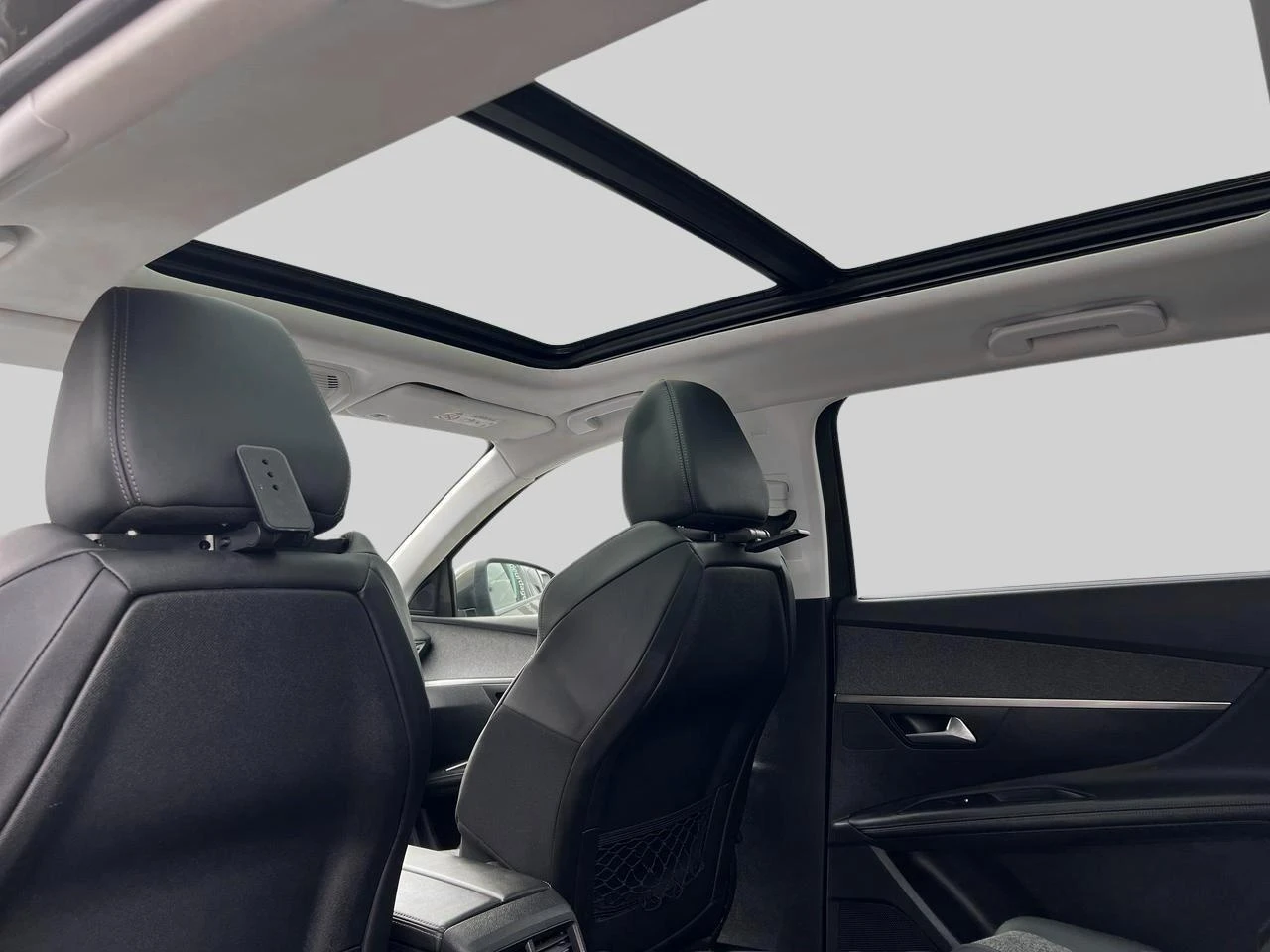 Peugeot-5008-image-13