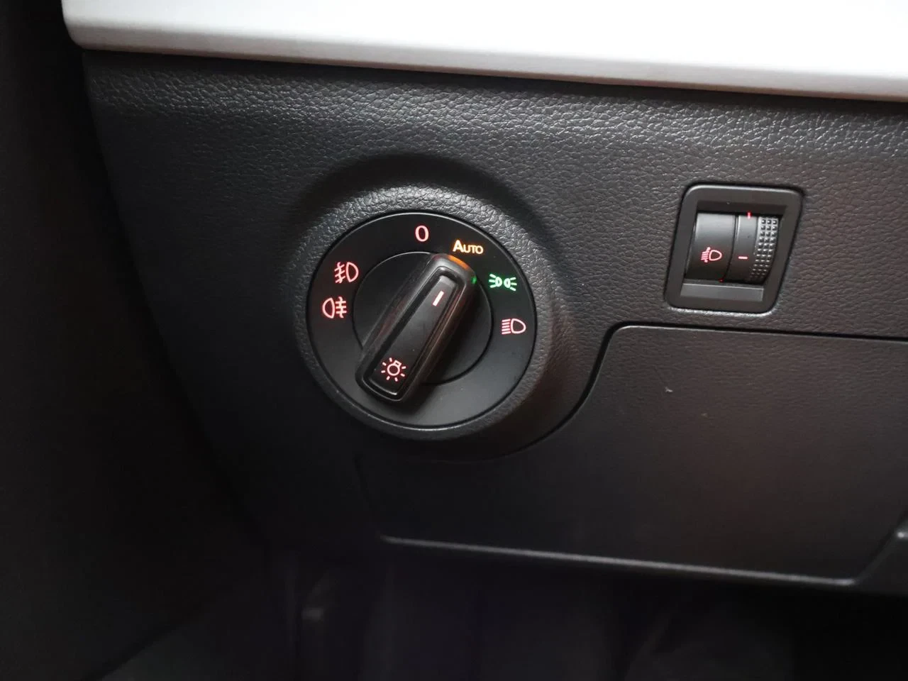 SEAT-Ibiza-image-25