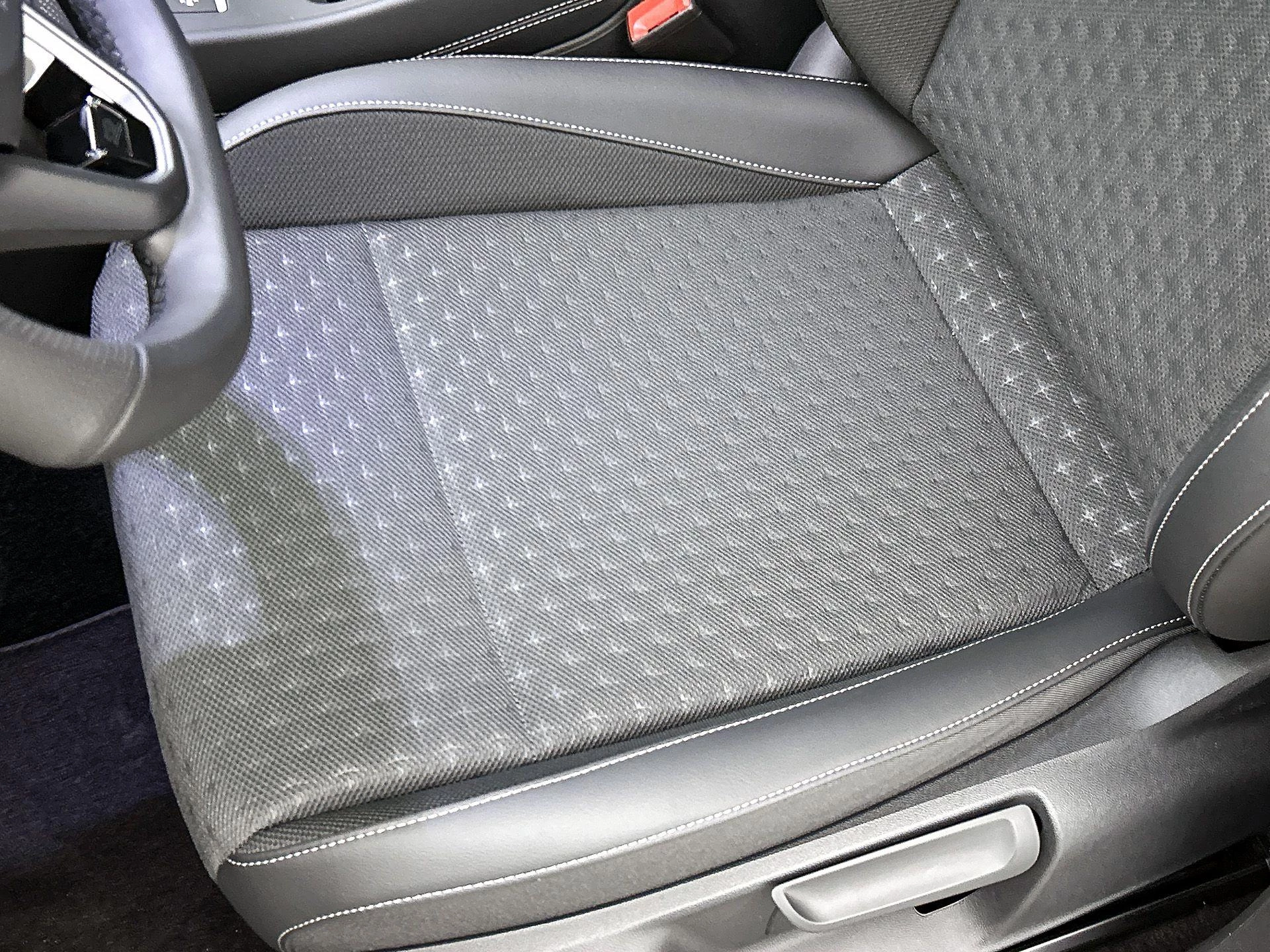 Volkswagen-T-Roc-image-9