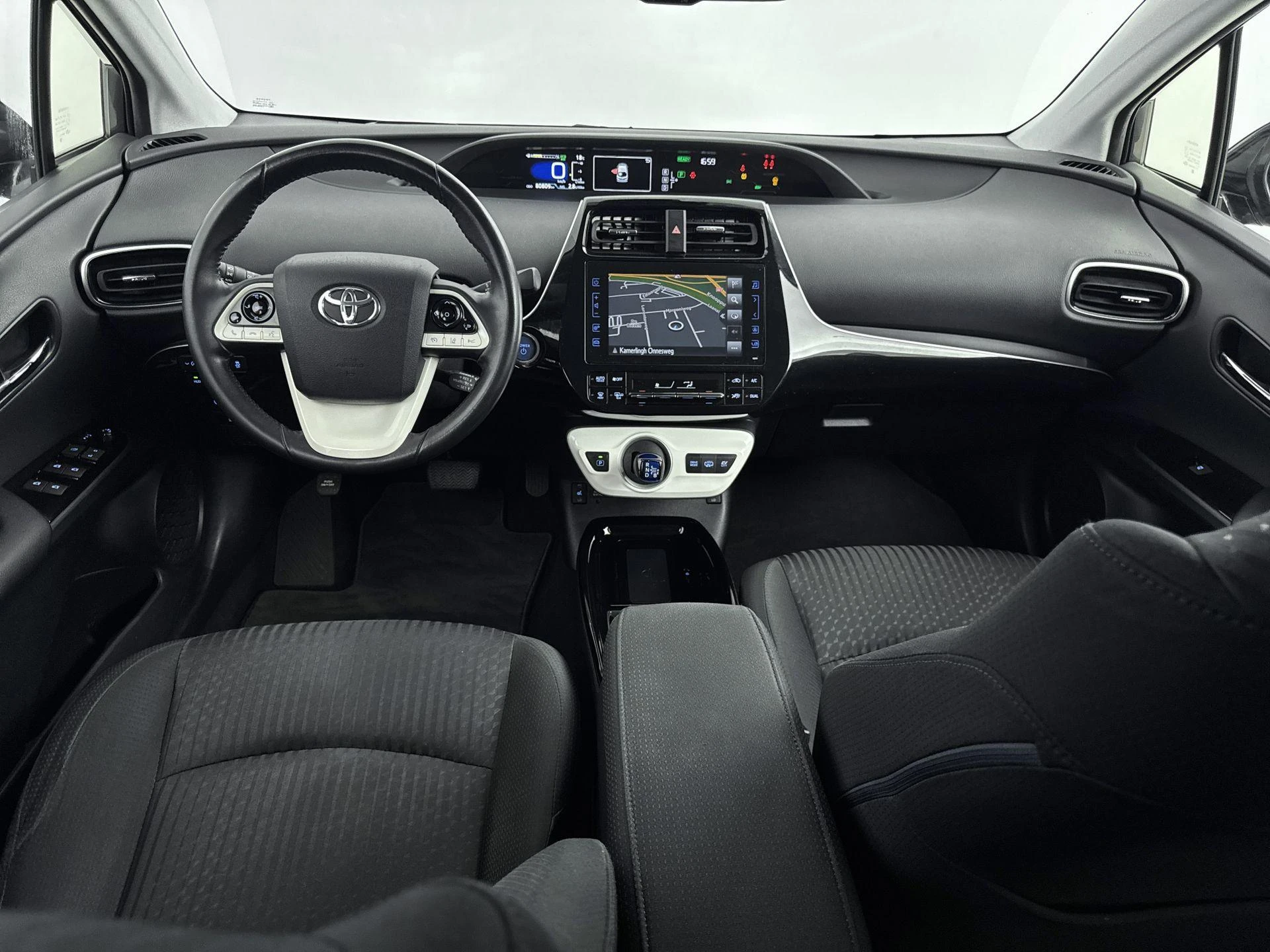 Toyota-Prius-image-15