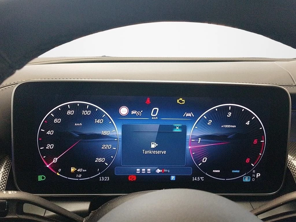 Mercedes-Benz GLC 300 d 4M AMG MBUX AHK SHZ KLIMA KEYLESS-GO AMG LineX254 GLC 300 d 4M AMG MBUX AHK SHZ KLIMA KEYLESS-GO AMG Line