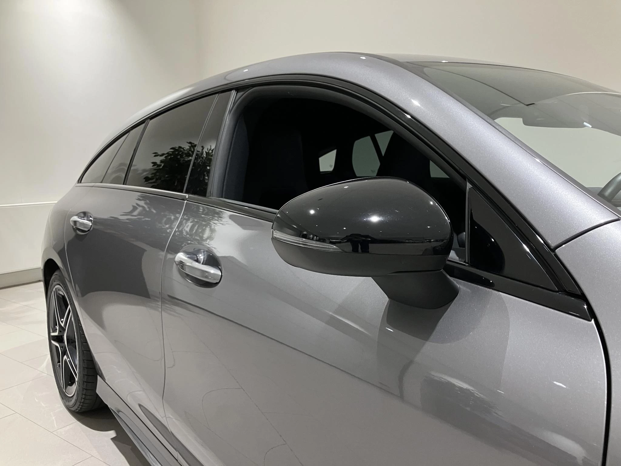 Mercedes-Benz-CLA-image-8