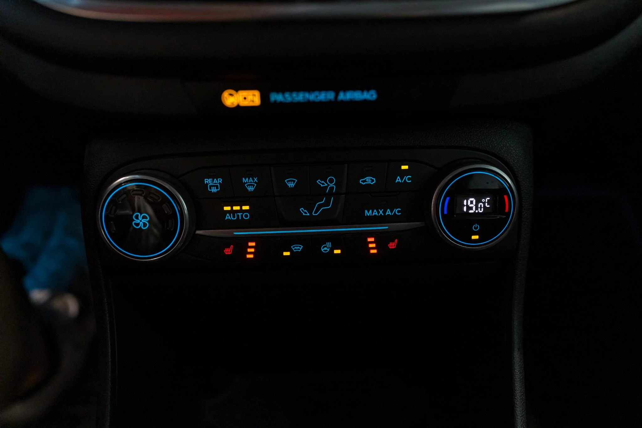 Ford Fiesta 1.0i Titanium | Winterpack | LED | LMV | Carplay